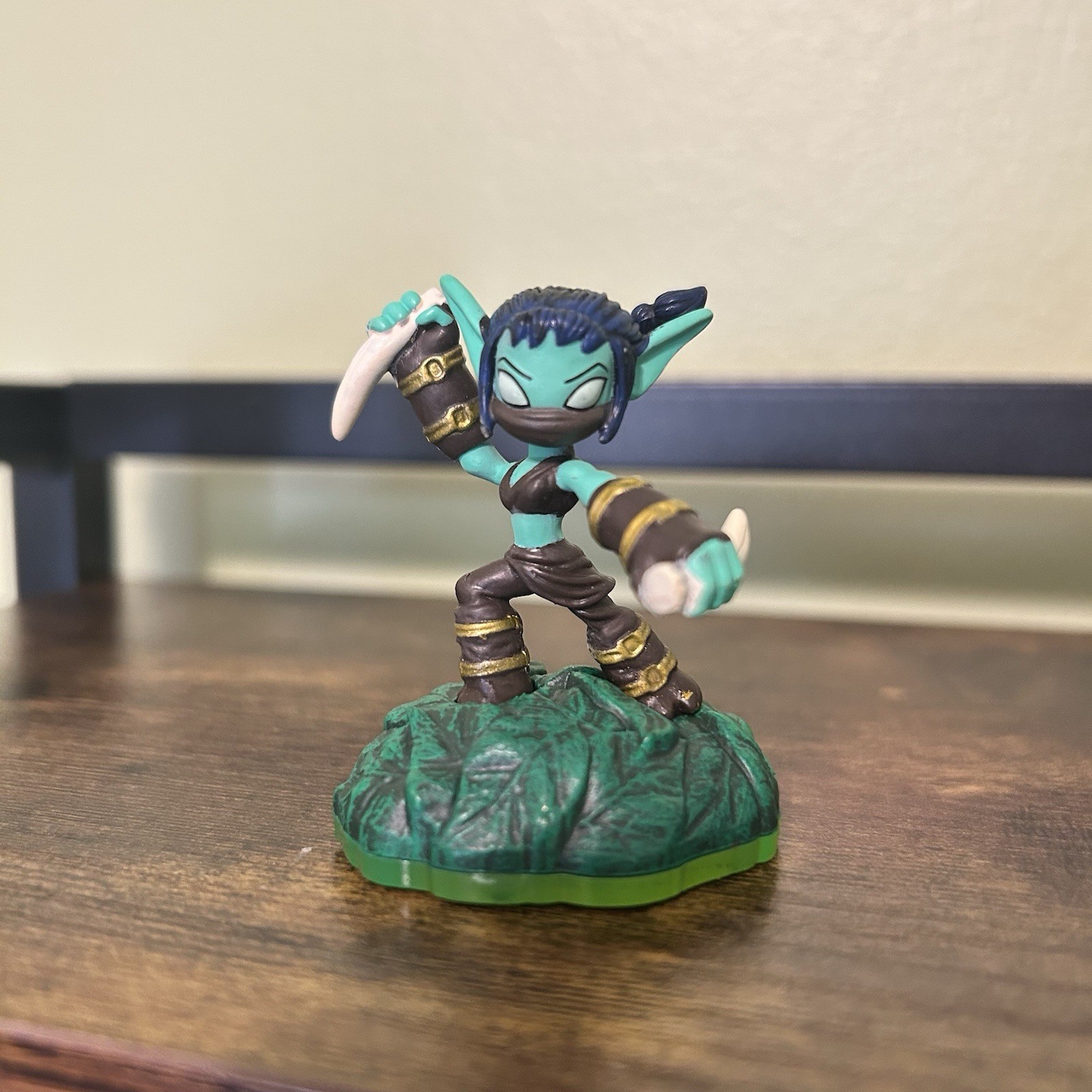 Skylanders Lot Lightning Rod Stealth Elf Voodood Mini Swarm Winged Boot