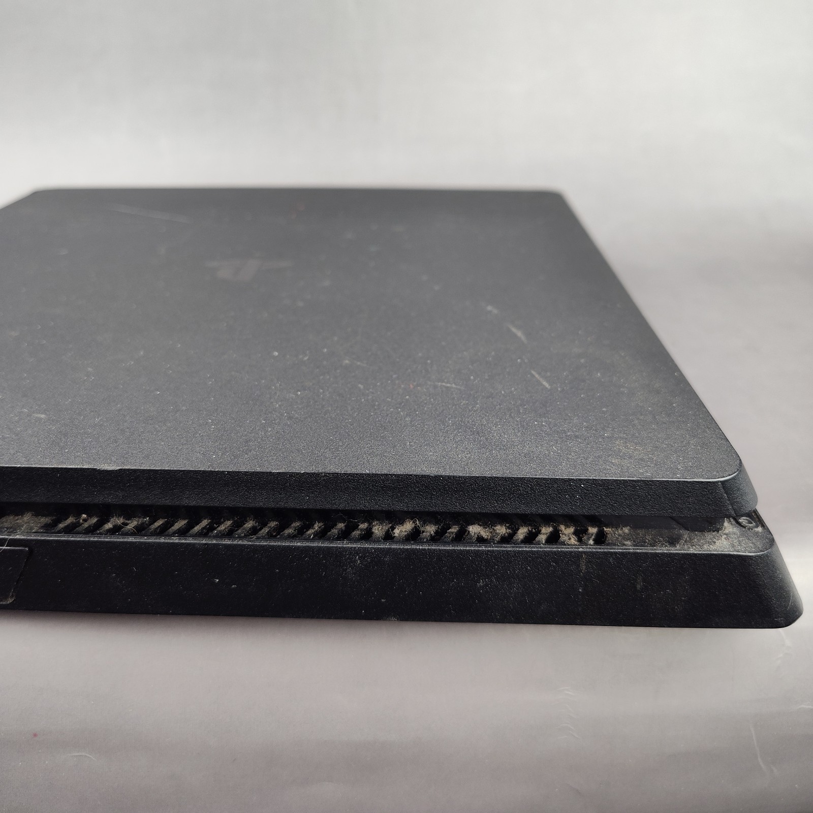 PlayStation PS4 Slim 1TB with Controller (Right Joystick Is Broken)