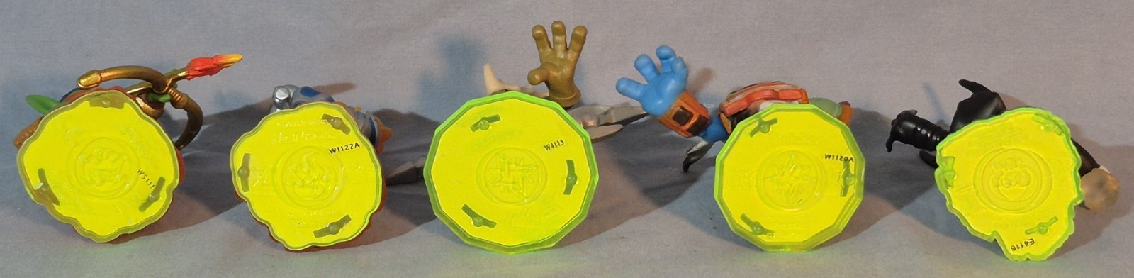 5 Skylanders Figures, Flameslinger, Ignitor, Voodood, Double Trouble, Hex