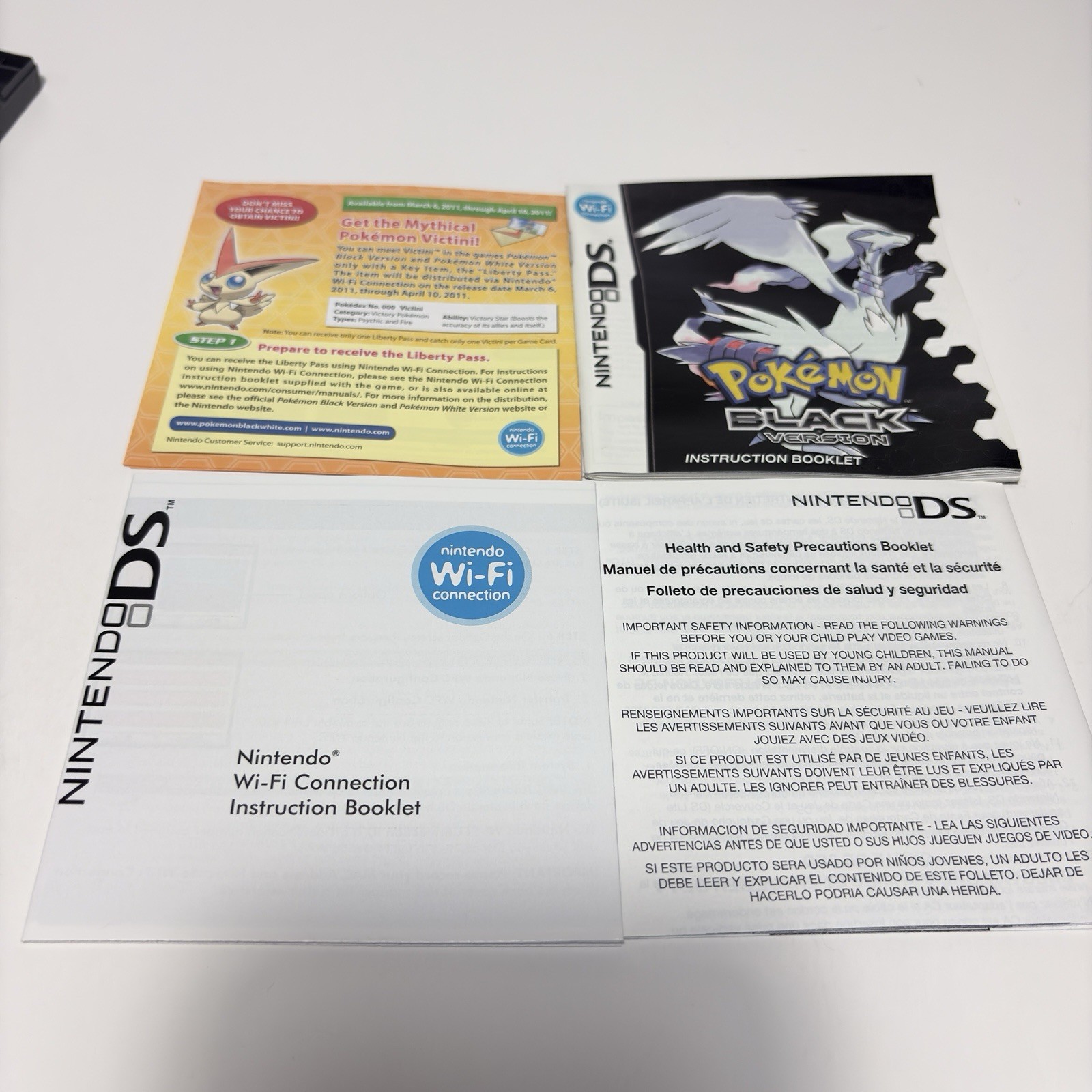 Pokemon Black Version Nintendo DS Complete CIB Tested Authentic Clean