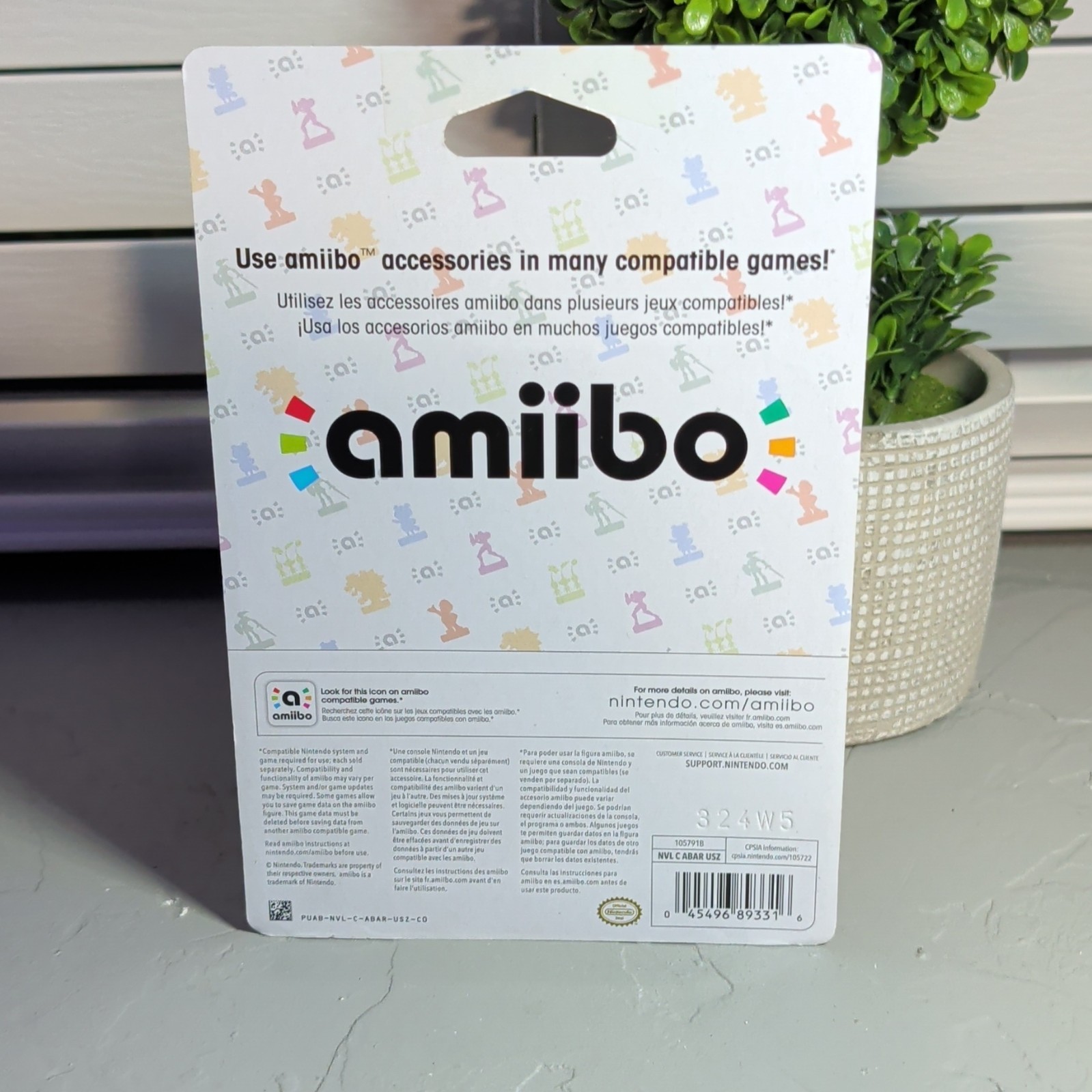 Nintendo amiibo Goomba Figure Super Mario Series Sealed NVL-C-ABAR-USZ