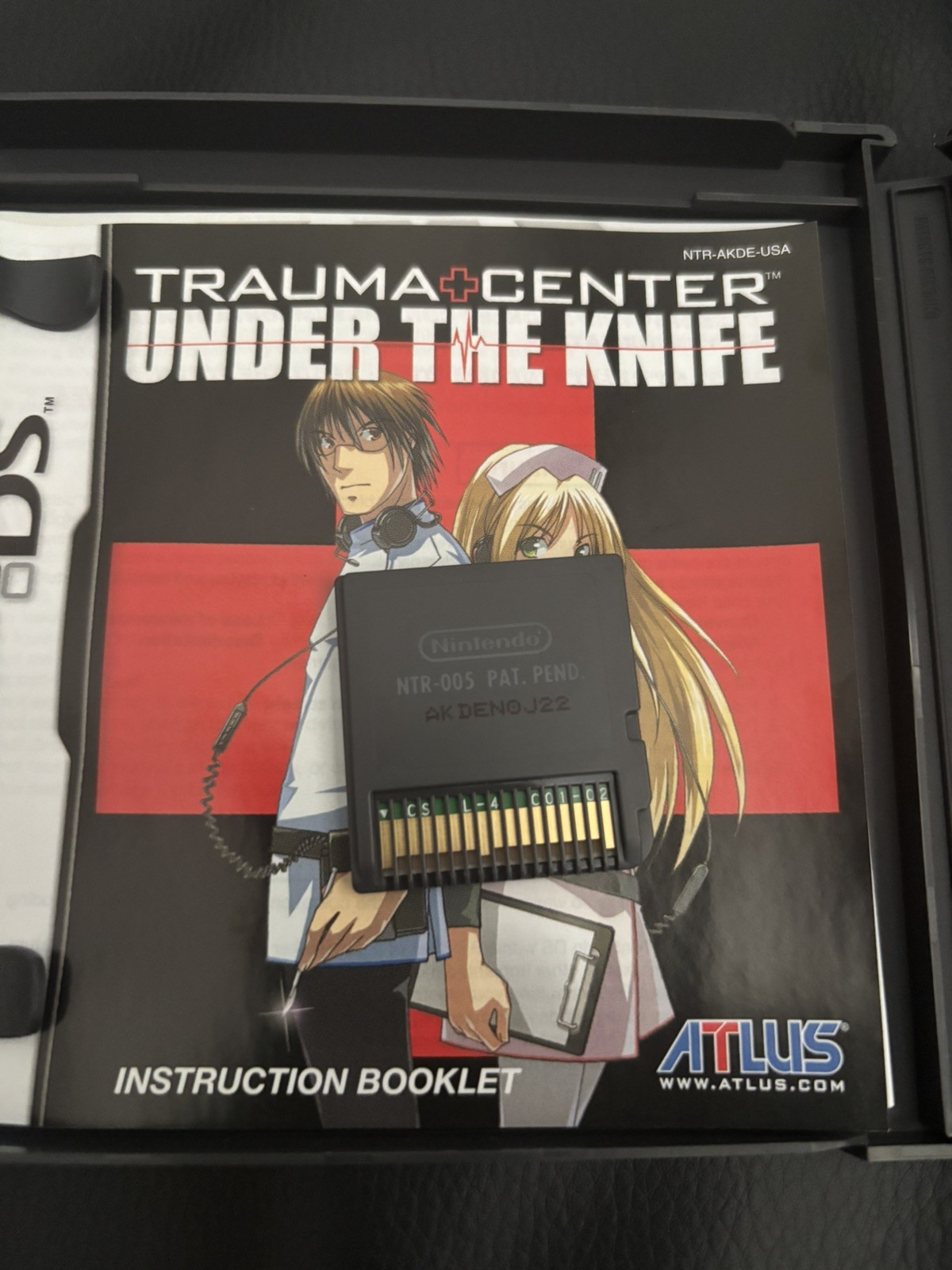 Trauma Center: Under the Knife (Nintendo DS, 2005) complete