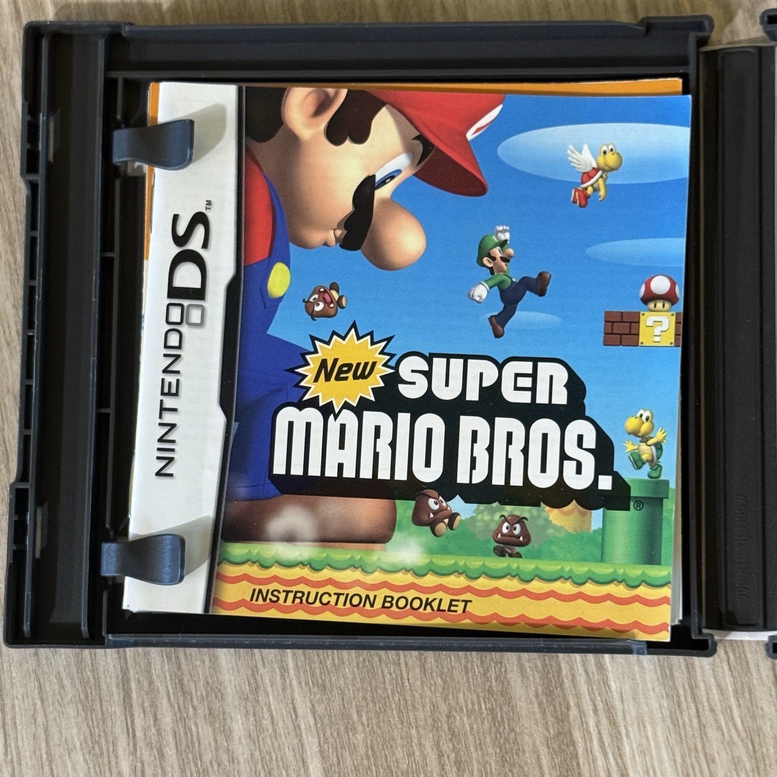New Super Mario Bros. (2006, Nintendo DS) Complete In Box Tested Working