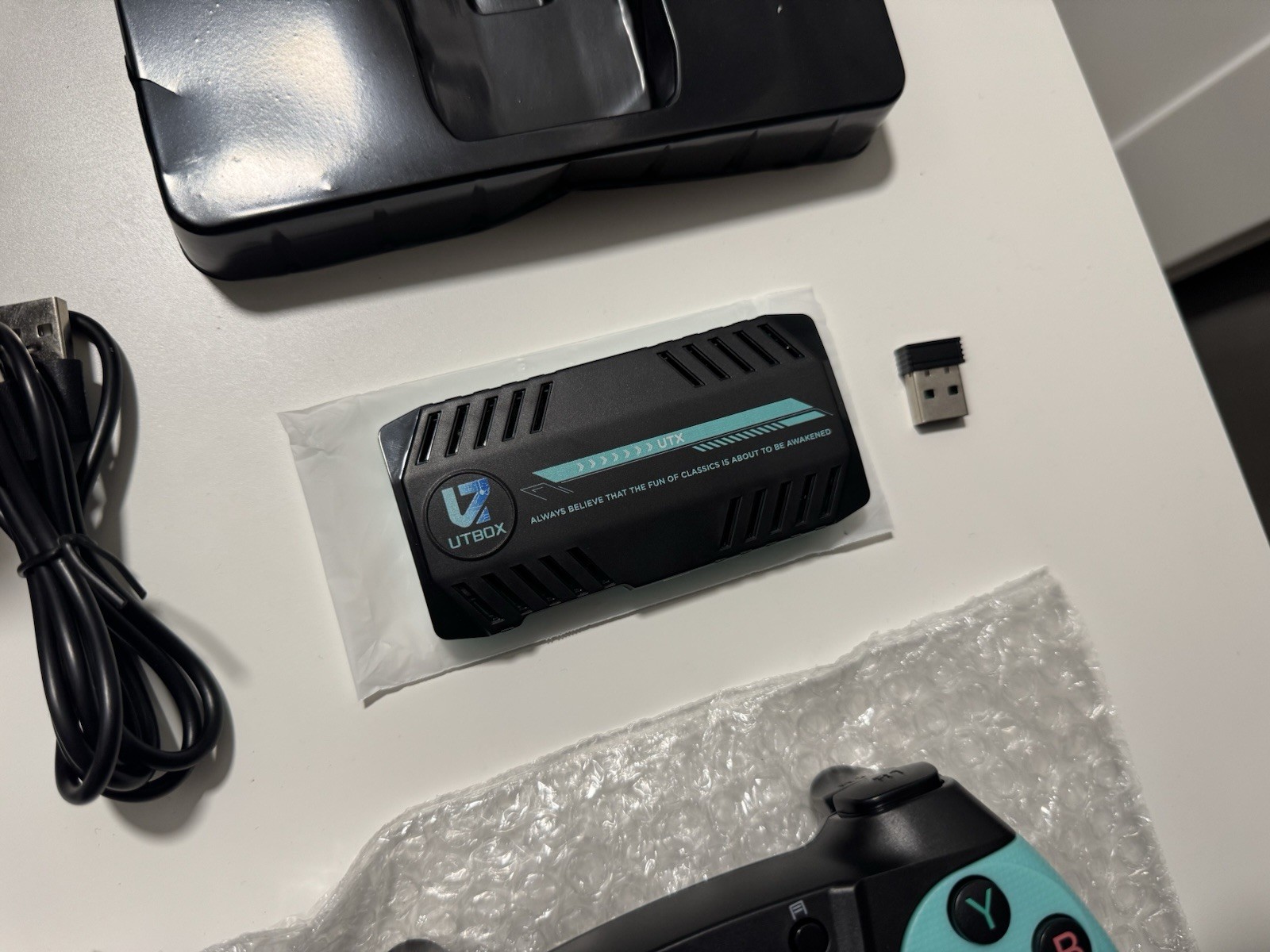Game Console 128 GB With 50 000 Games AND 2 Controllers