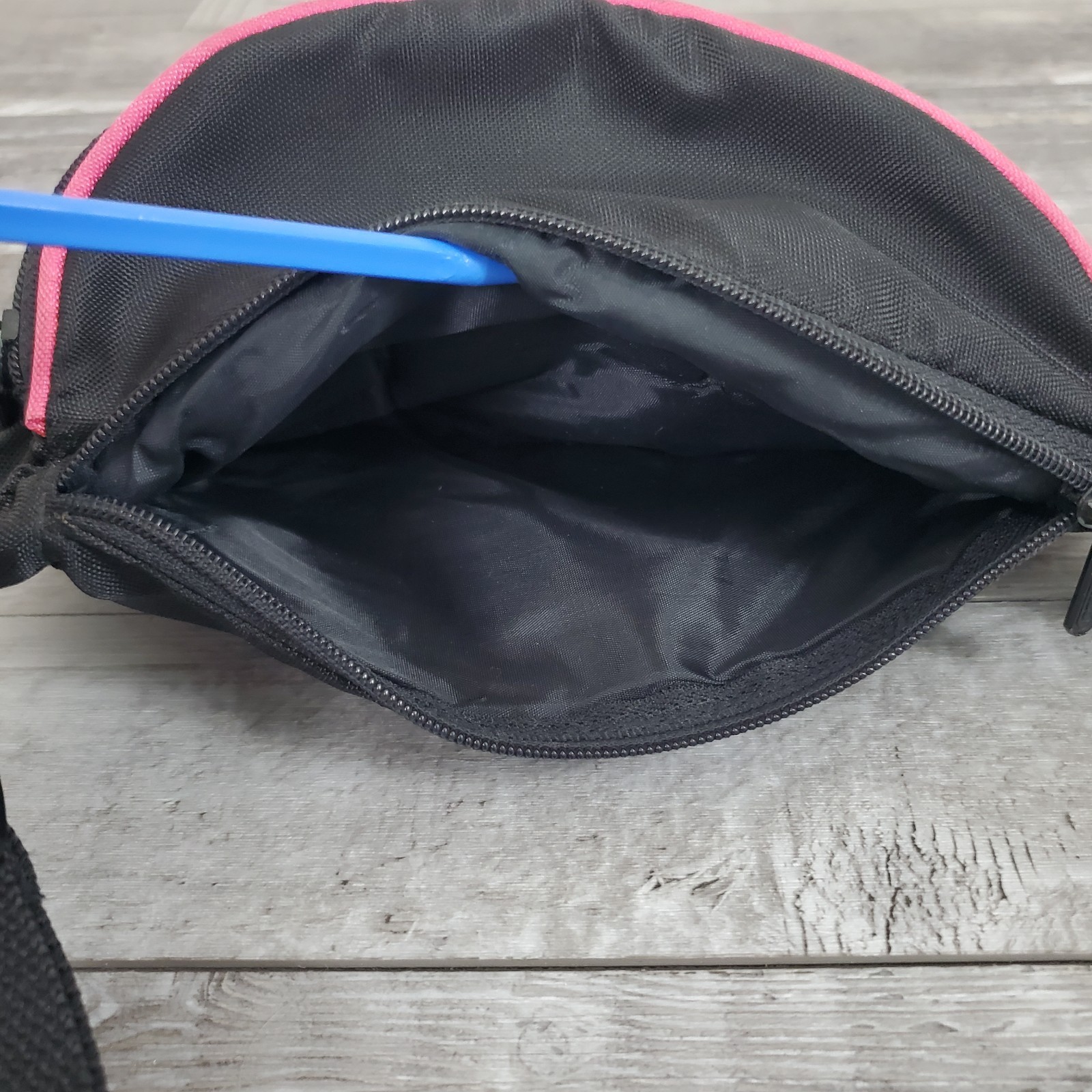 Nintendo Game Boy Fanny Pack Waist Bag Black Hot Pink Vintage 90s