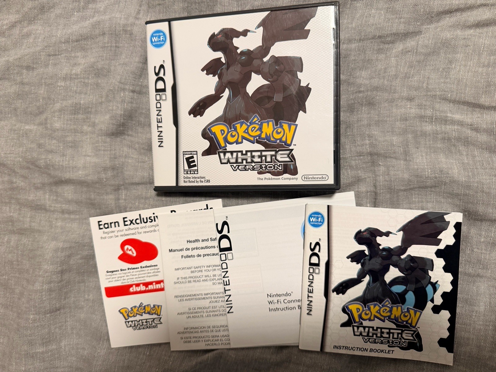 Pokemon White + Black Nintendo DS Replacement Case Only NO GAMES – Bundle