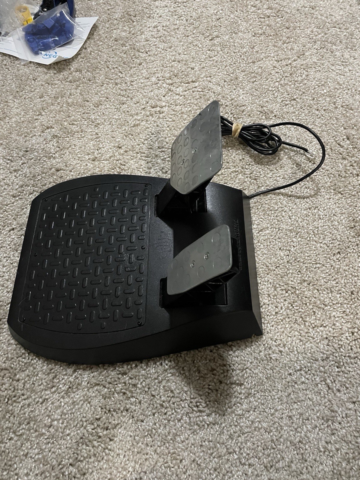 Thrustmaster TX Racing Wheel Pedals Ferrari 458 Italia Edition T2PA T150 T128
