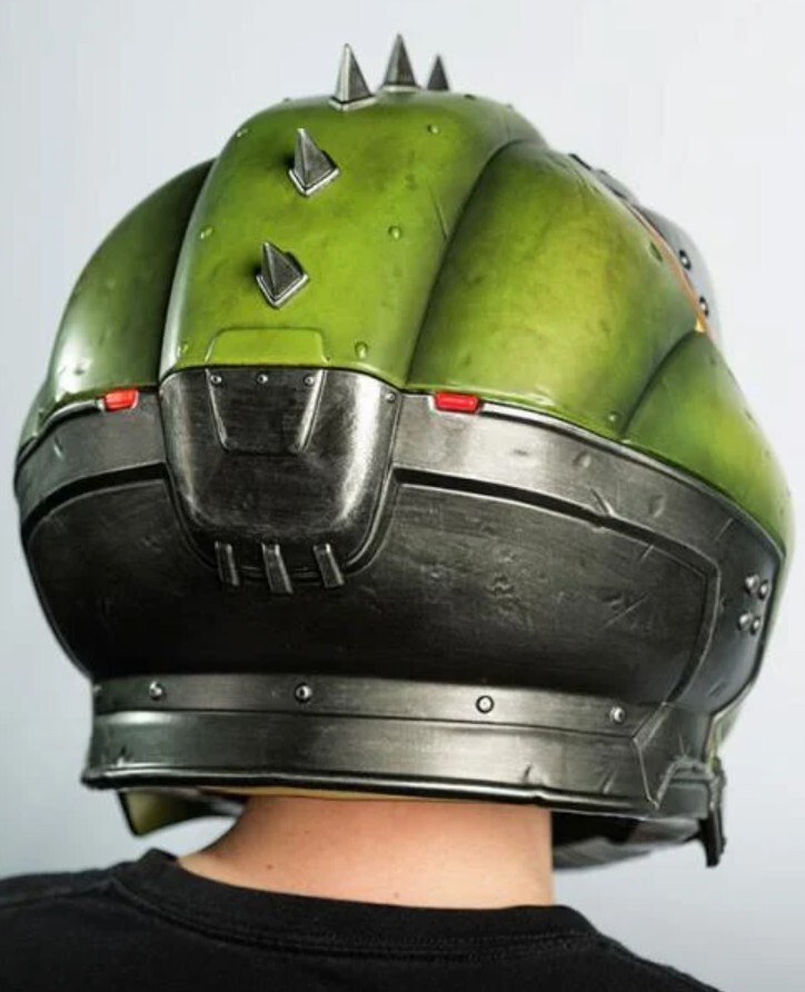 Doom The Dark Ages Doom Slayer Wearable Helmet LED Bundle + Keycard x3 Patches