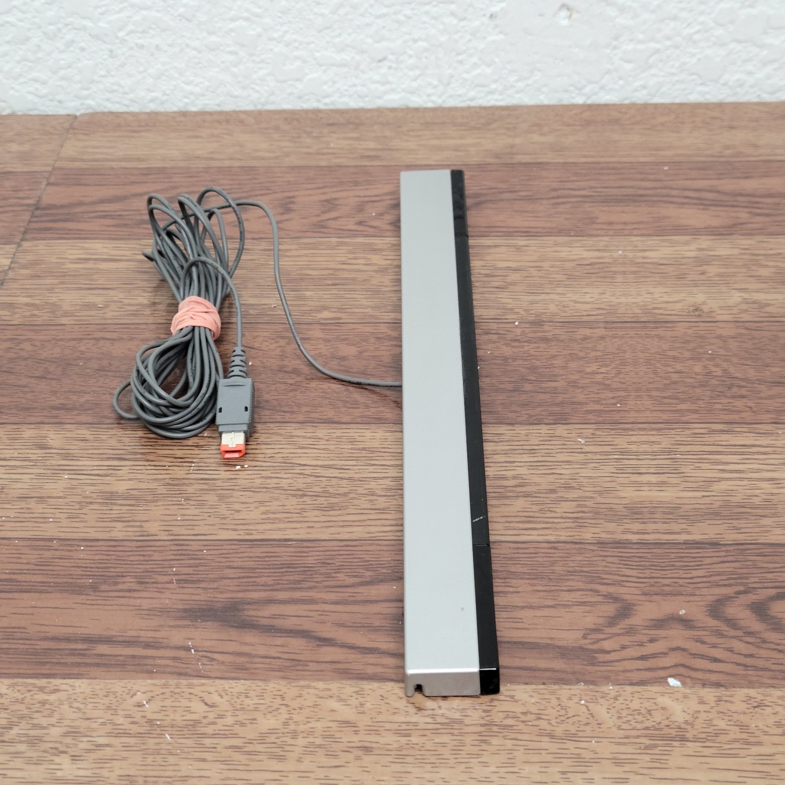 Nintendo Wii OEM Sensor Bar Wired Official RVL-014 For Wii And Wii U Very Good