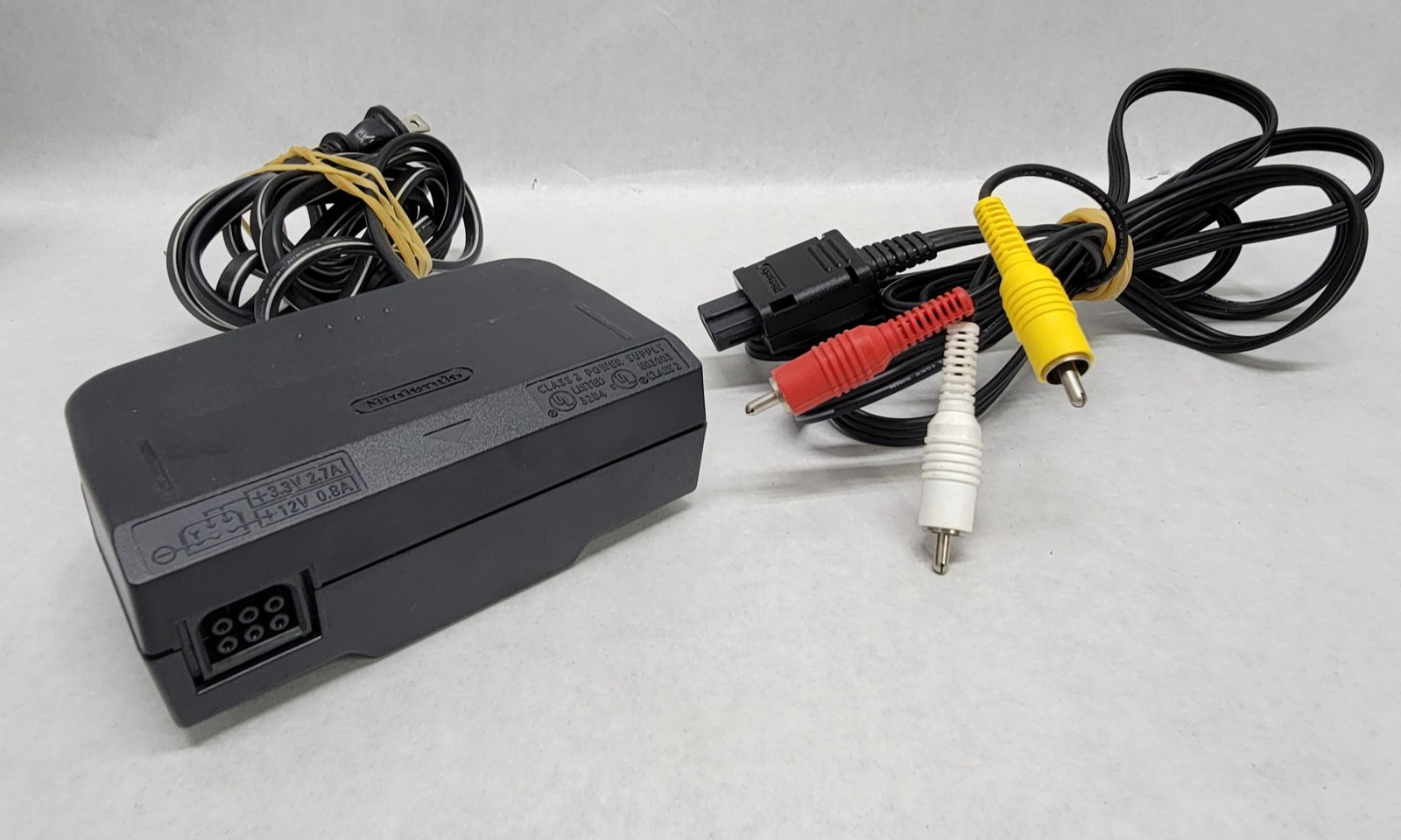 Nintendo 64 w/ Atomic Purple Extra Controller Complete in Box w/ Manuals & Foam