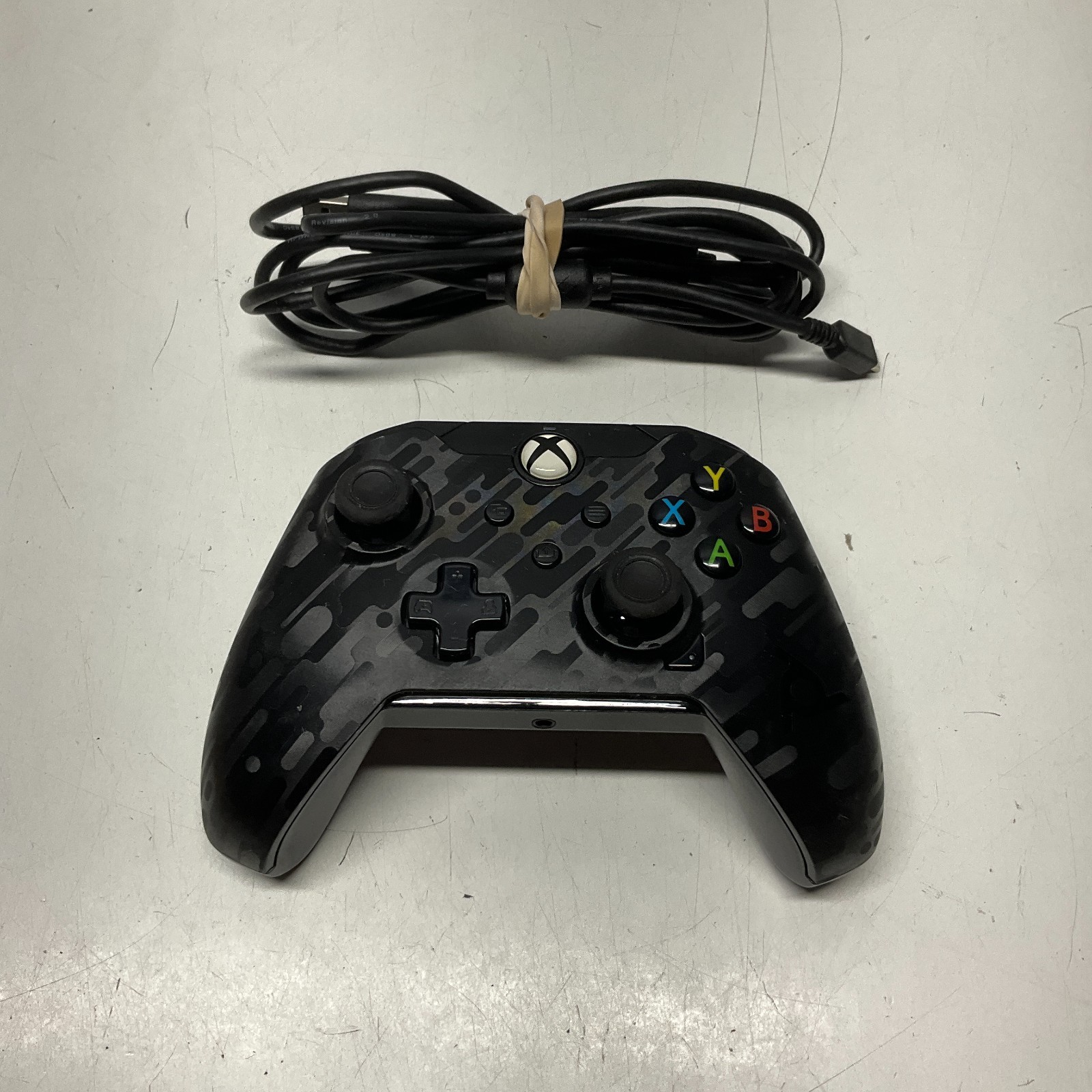 PDP Gaming Wired Xbox Controller – Model 049‑012‑1 – Black w/ Cable