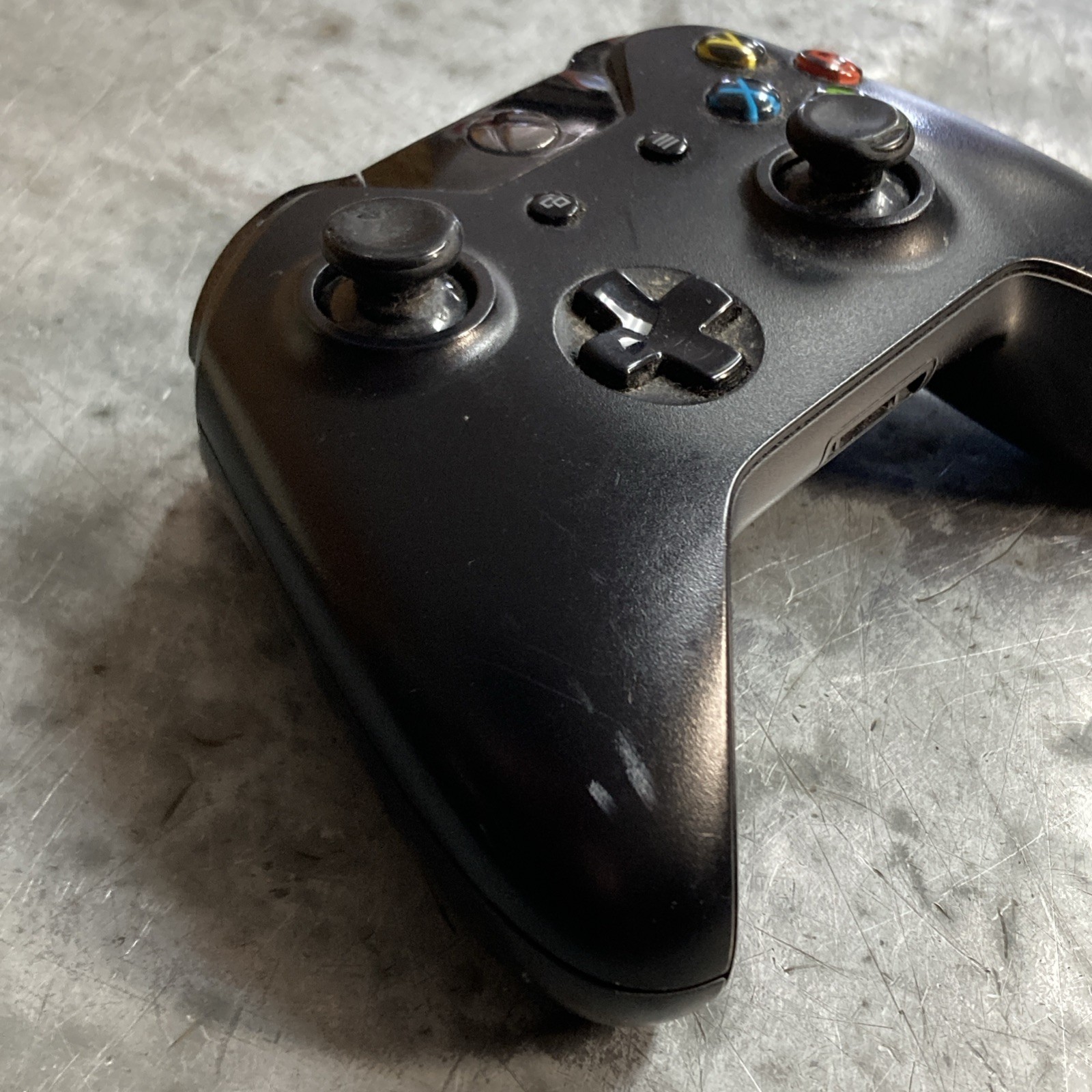 Xbox One Wireless Controller | 1537 | **READ DESCRIPTION** | FREE SHIPPING!