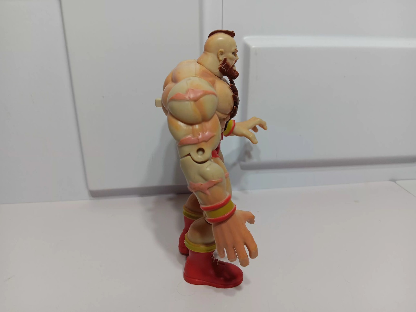 Marvel Toy Biz 1998 Capcom X-Men vs Street Fighter Zangief 5.5″ Figure Red