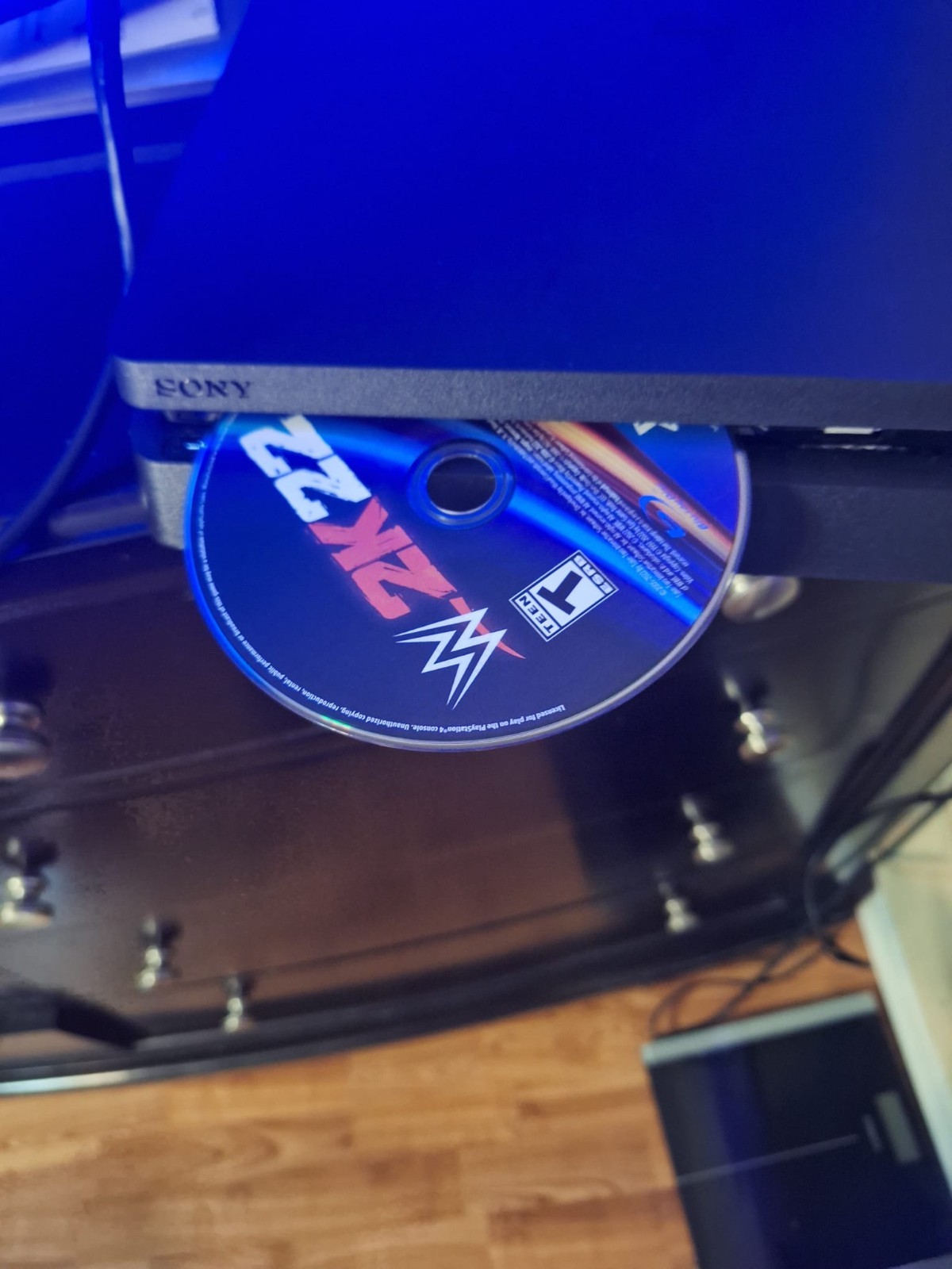 Sony PlayStation 4 PS4 500GB Black Wi-Fi Blu-Ray 1080p Region Free Cords