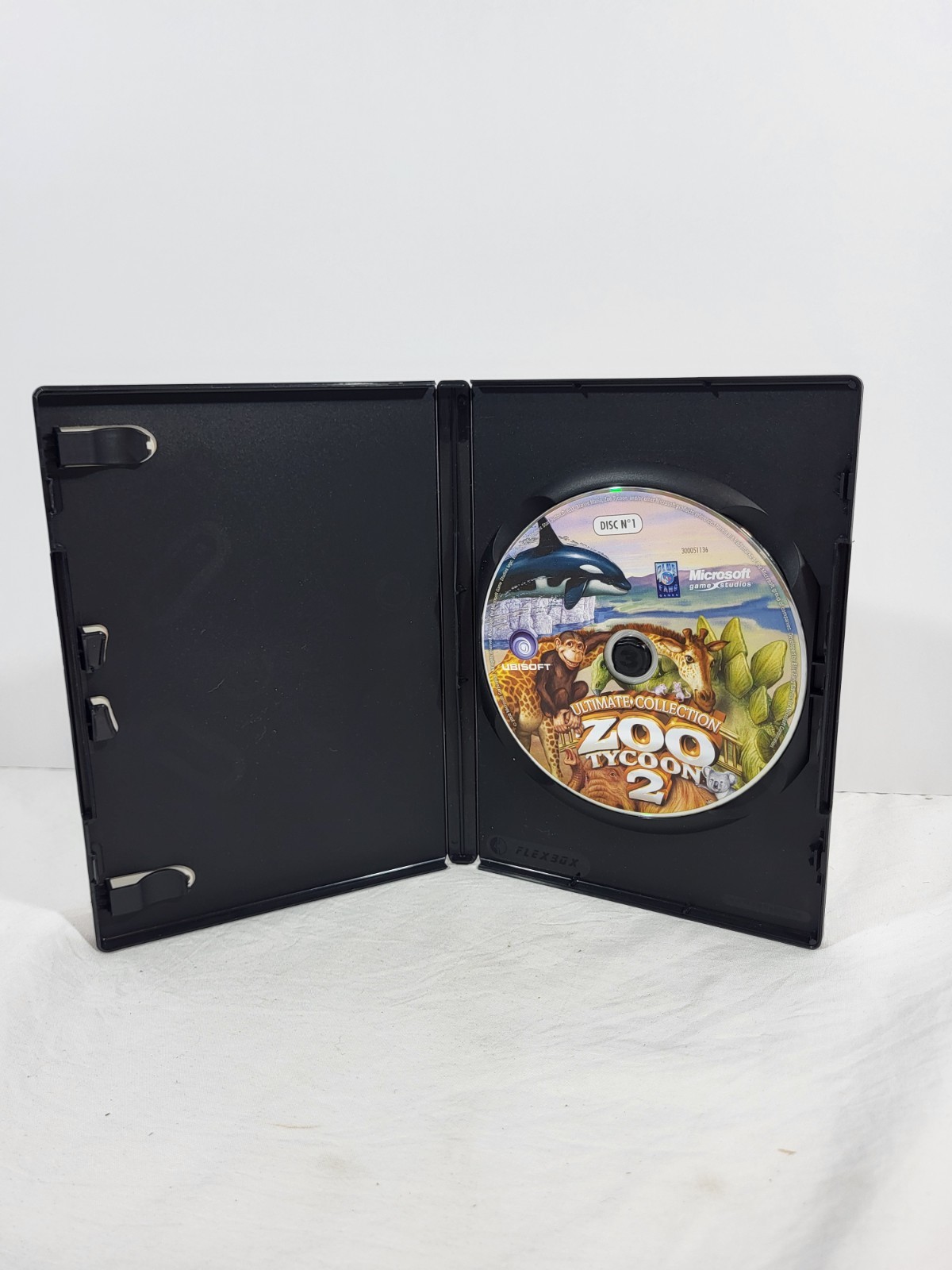 Zoo Tycoon 2 Ultimate Collection PC Game Complete with All 3 Discs – No Manual
