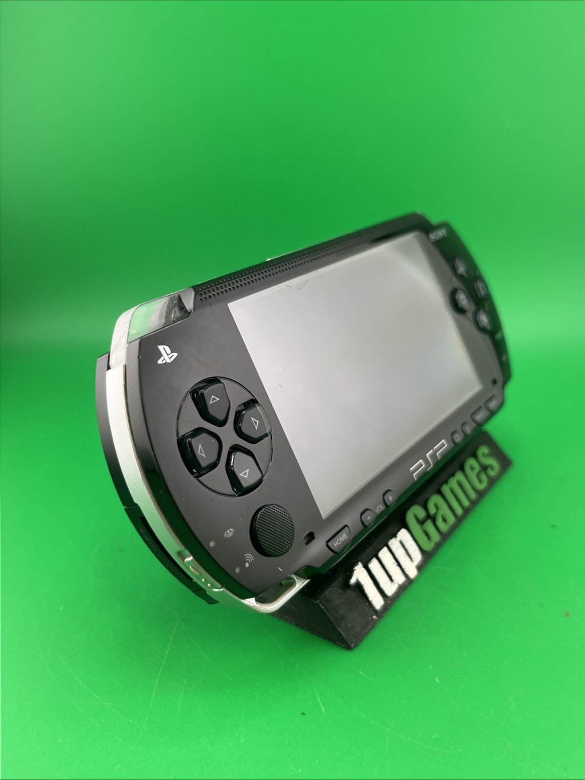 Sony PSP Console Only PSP-1001 Handheld For Parts Or Repair. (T04)