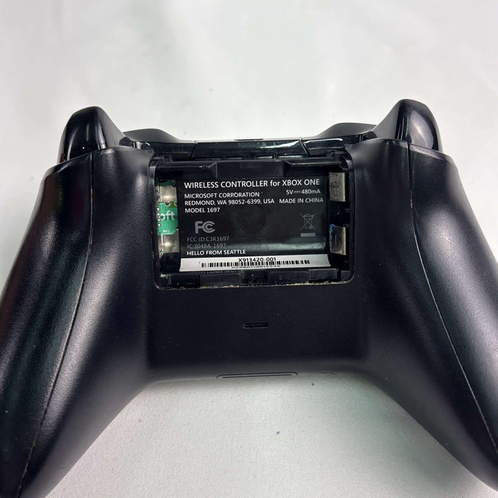 Microsoft 1537 Xbox One Wireless Controller NO CHARGER/BATTERIES