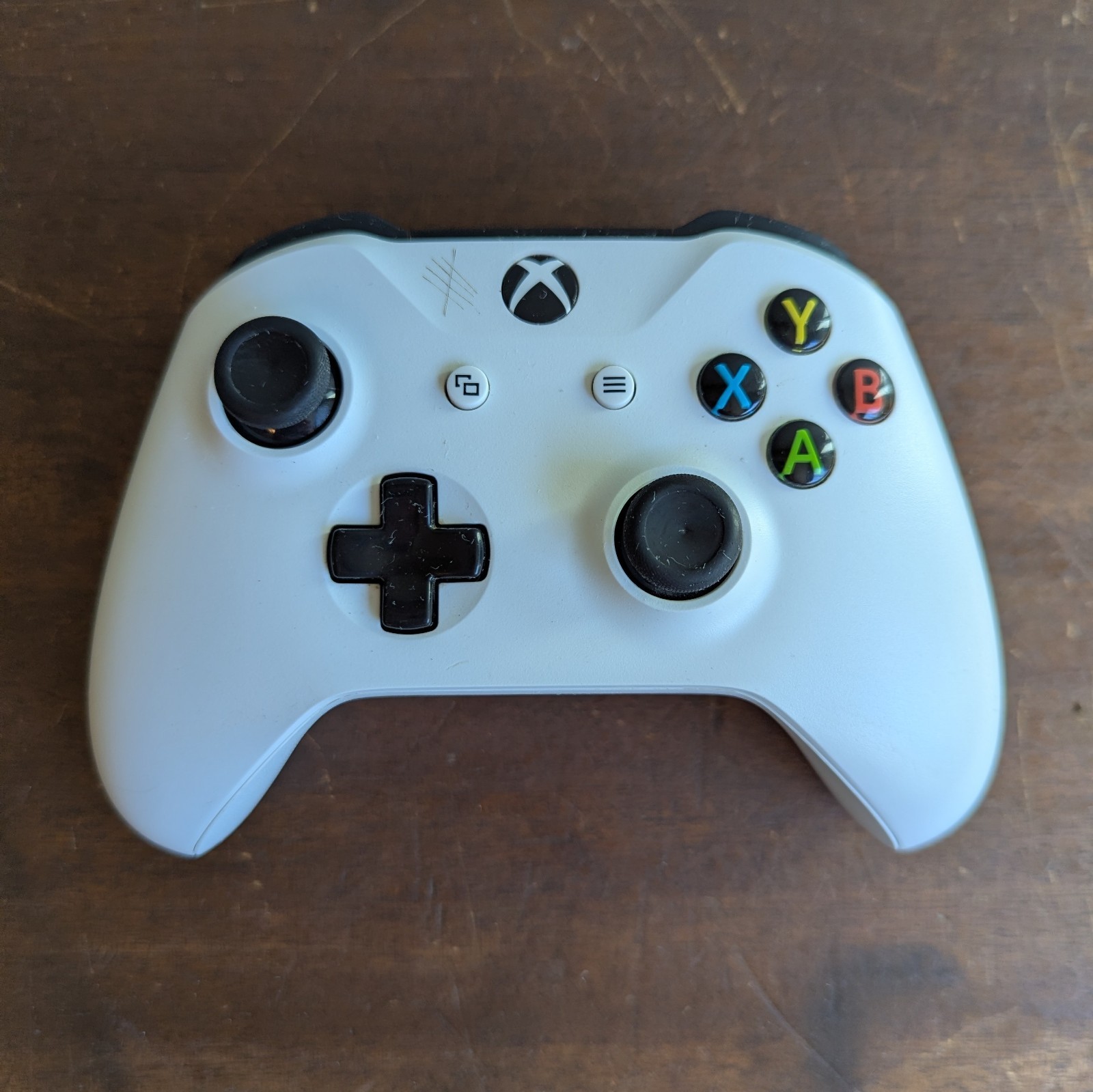 Microsoft Xbox One S 1TB White Gaming Console with Cords & Wireless Controller