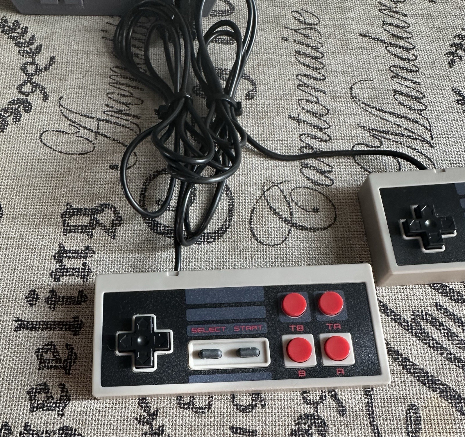 Generic Gaming System with 2 Controller and power supply cord – NOT Tested