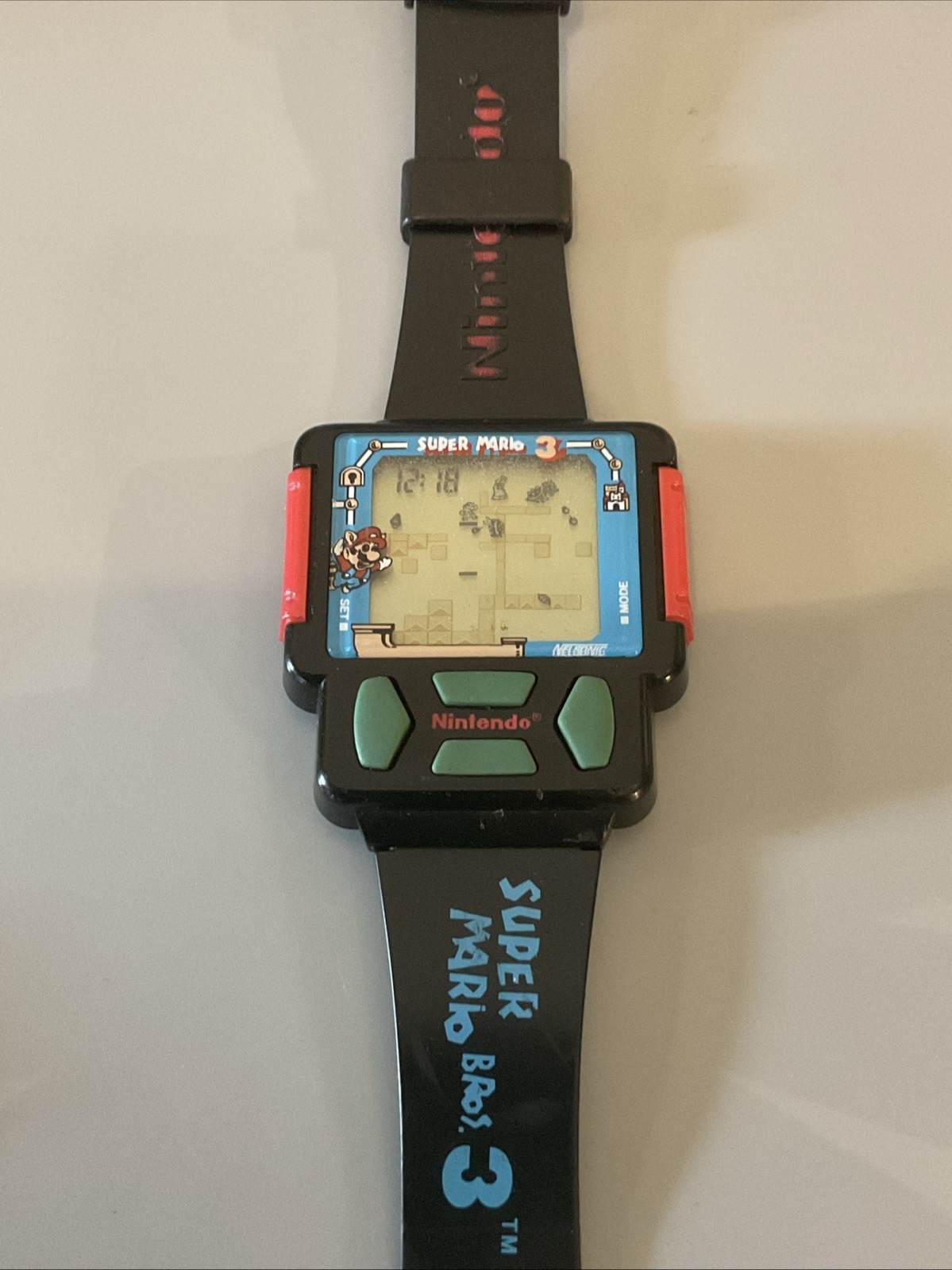 Works! Vintage Super Mario Bros. 3 Nintendo NES Nelsonic Game Wristwatch 1990