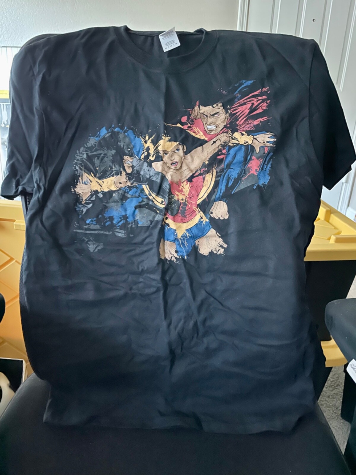 1UP Loot Subscription Box (March 2016) Tshirt, Gaming, Fallout, Halo, DC, Batman