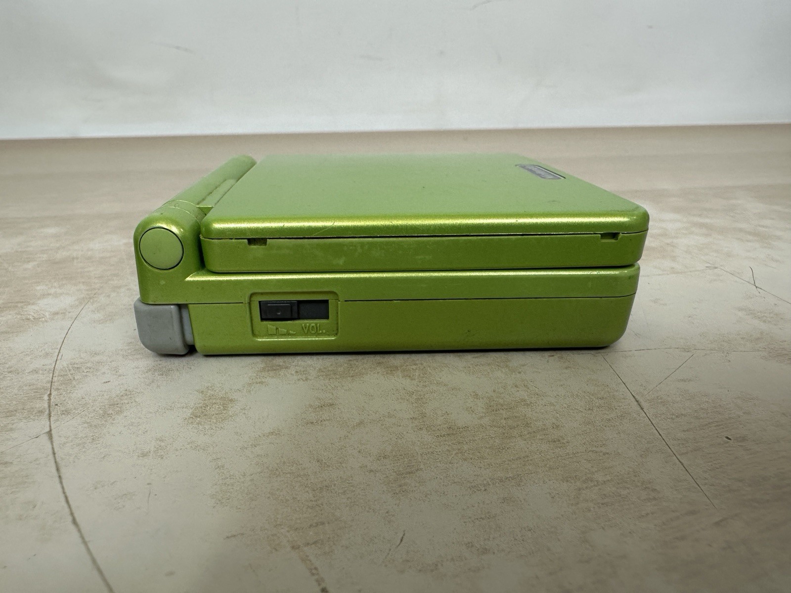 Nintendo Gameboy Advance SP Handheld System Console Lime Green (AGS-001) Tested