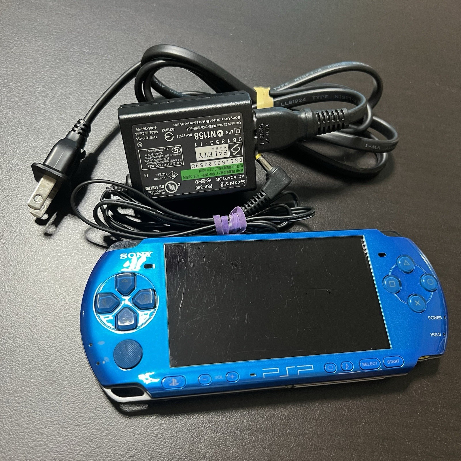 Sony PlayStation Portable PSP 3001 Handheld Console Gaming System Blue W/Charger