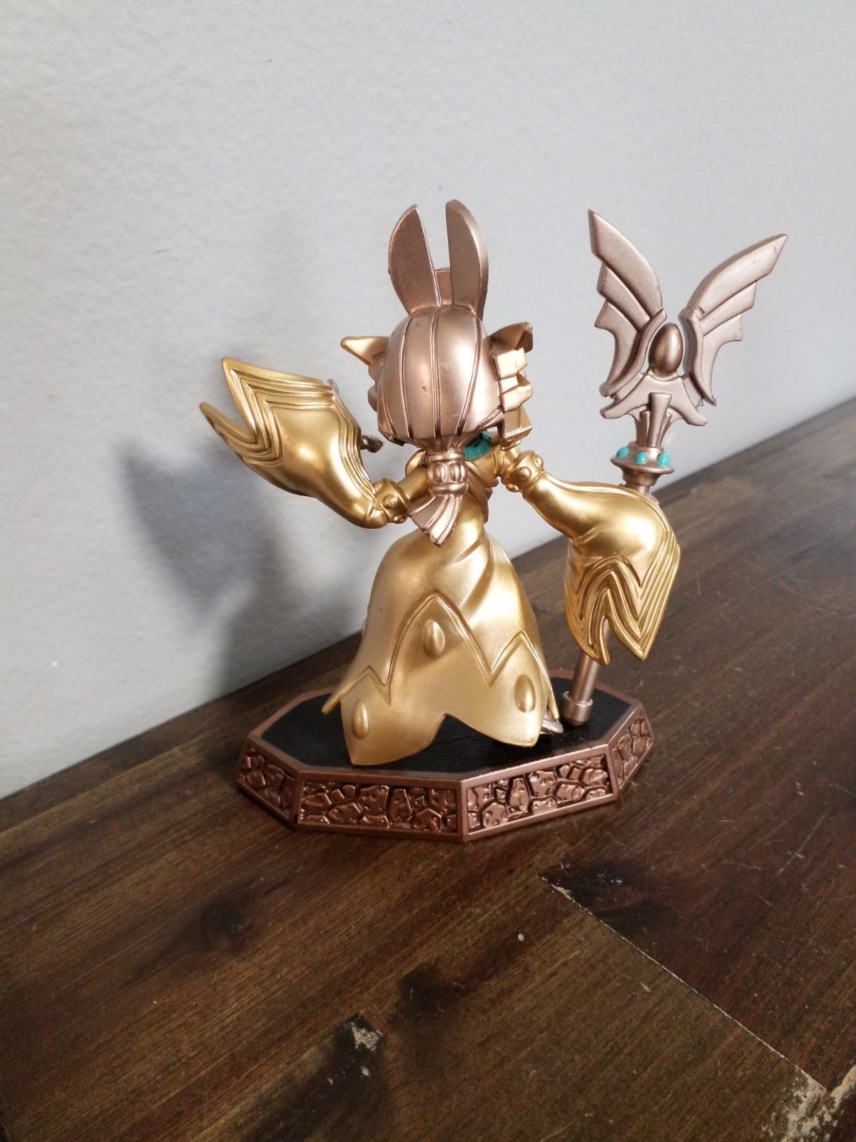 Skylanders Imaginators Lot Of 5: Master King Pen, Golden Queen, Crystals