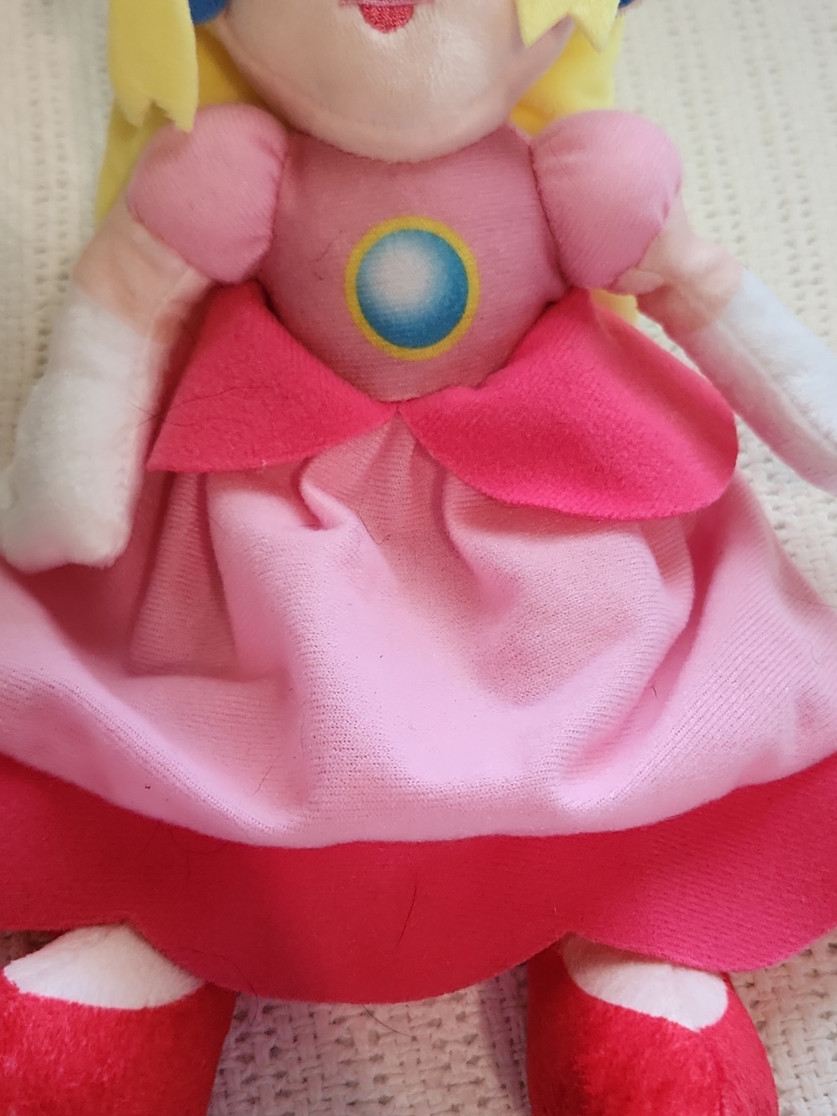 Super Mario Bros Princess Peach 11″ Pink Plush Doll Nintendo 2024 W/ Crown