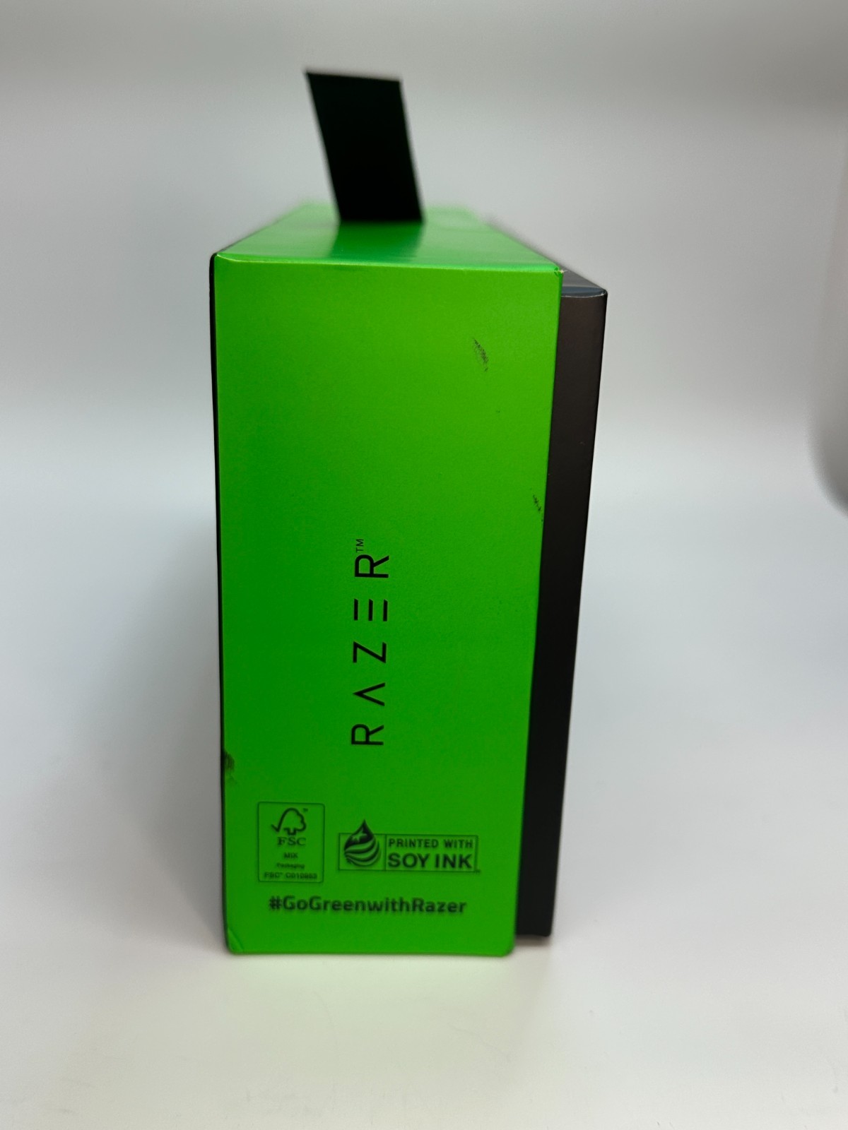Razer Kishi V2 USB-C Mobile Gaming Controller Android RZ06-04180100-R3U1 NEW