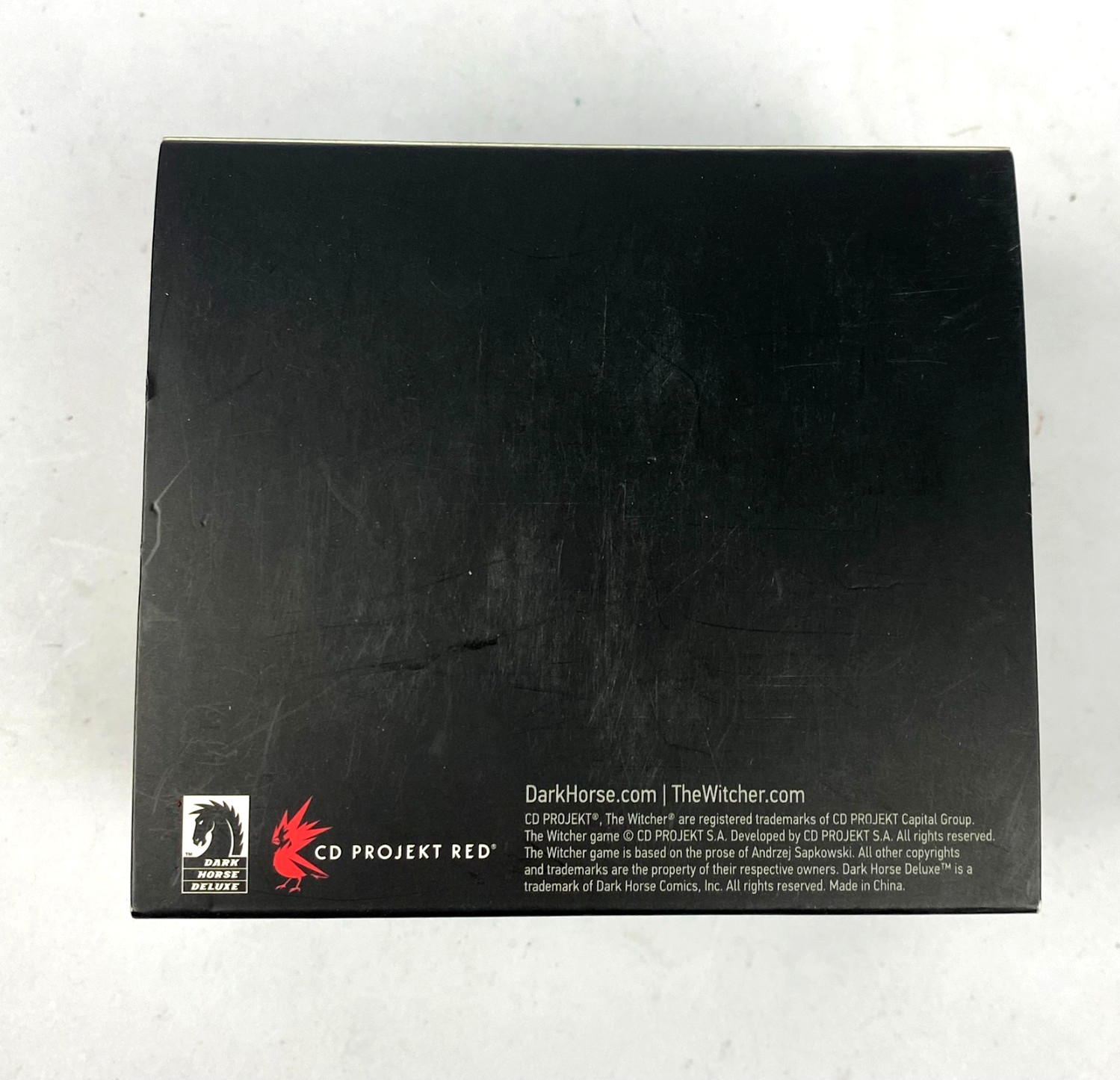 The Witcher 3 Wild Hunt Wolf Medallion Metal Paperweight Dark Horse Deluxe w Box