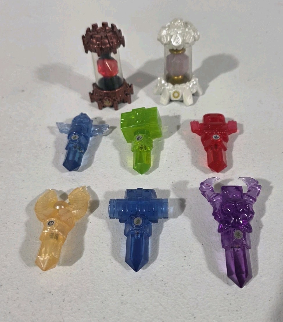 Skylanders Trap Team Traps Lot of 8 Fire Water Earth Light Air Magic Genuine