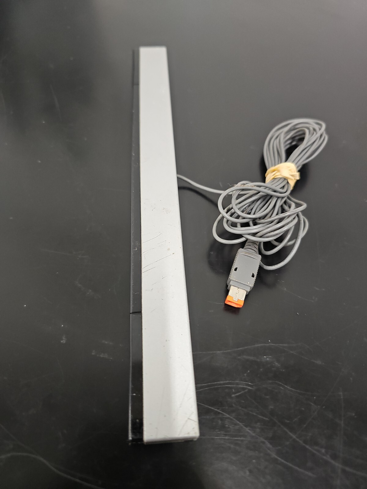 OEM Official Nintendo Brand Wii/Wii U BLACK OR Silver Sensor Bar RVL-014 ***