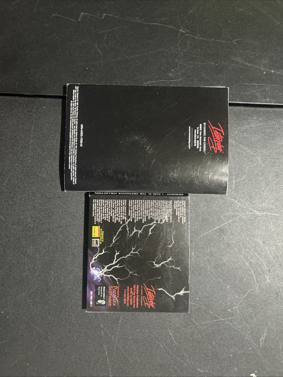 Descent I 1 & II 2: The Definitive Collection (Windows PC 1997) W/Manual 3-Disc