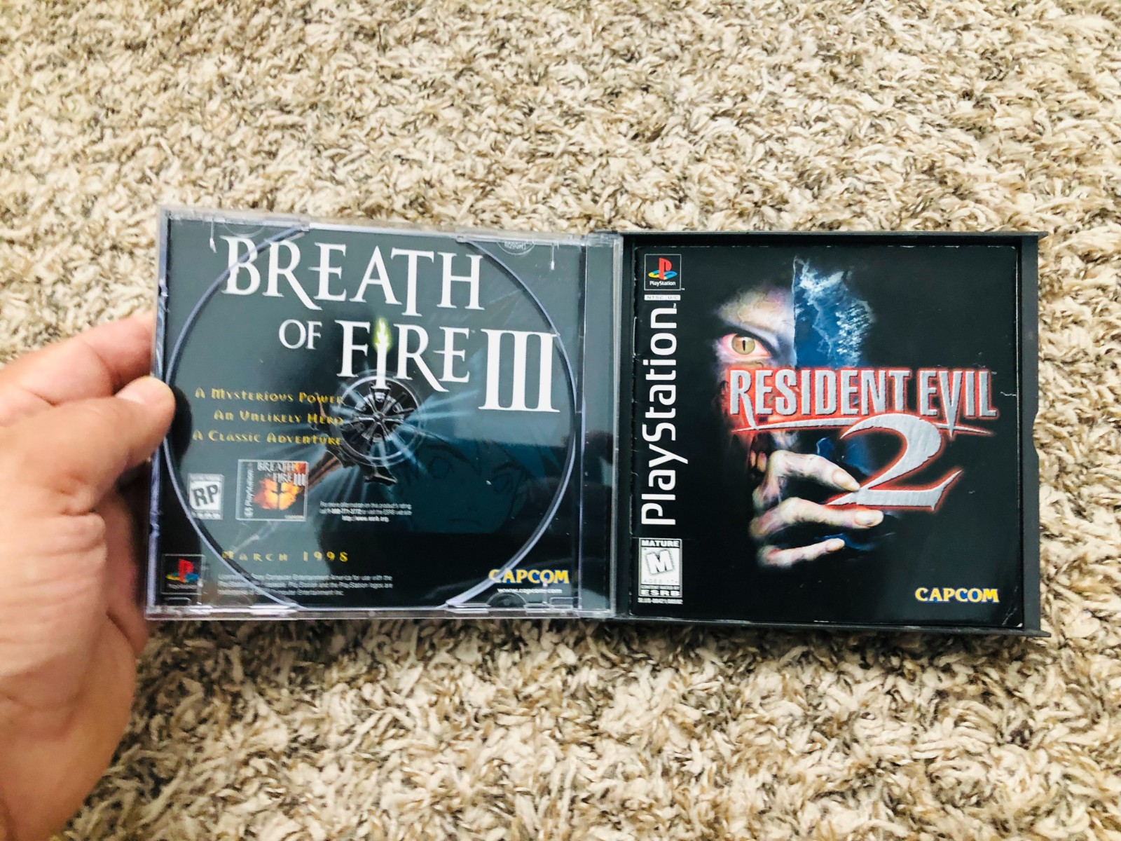 Resident Evil 2: Dual Shock Edition (PlayStation 1, 1998) Missing Disc 1 Tested