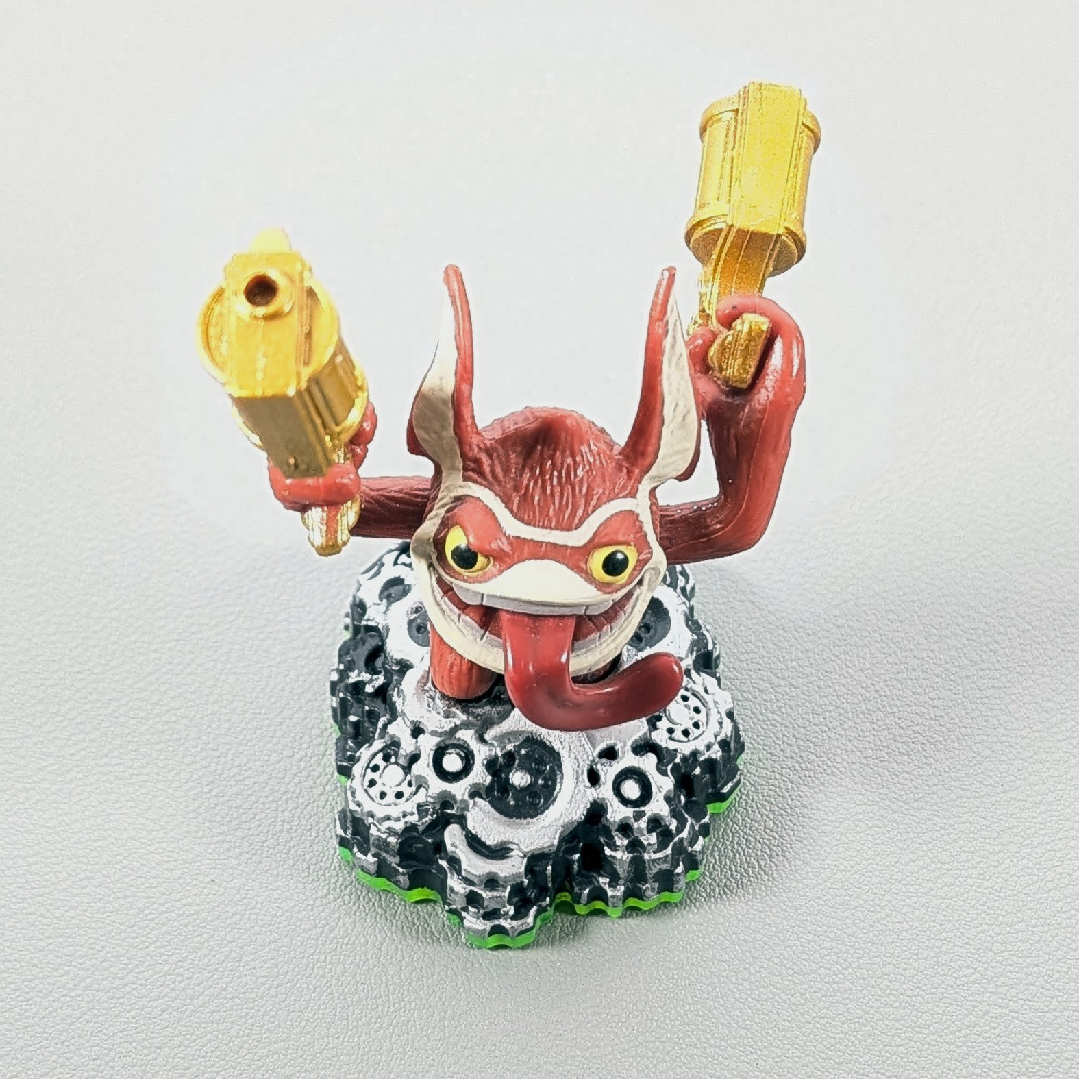 Skylanders Spyro’s Adventure Figure – Trigger Happy | Series 1 (Green Base)