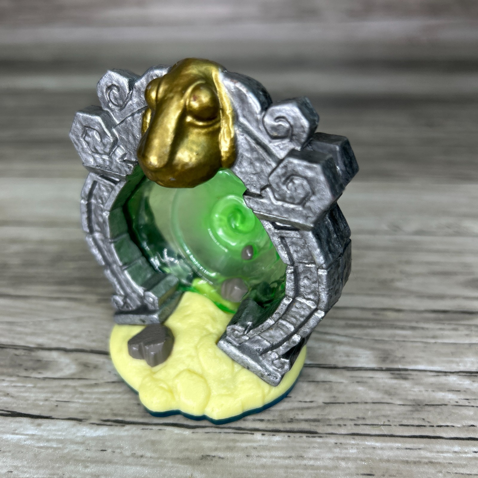 Skylander Sheep Wreck Island Figure Activision Swap Force Magic Item Accessory