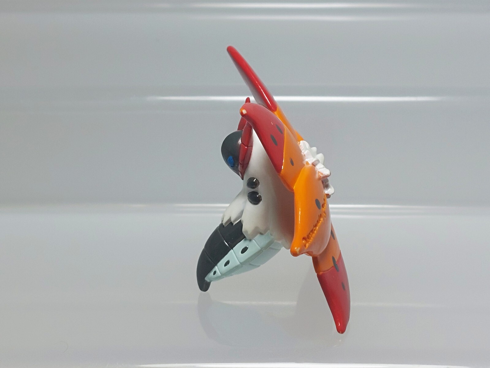 Volcarona Pokemon Monster Collection Figure Takara Tomy 2011 Japan N07 1.8in