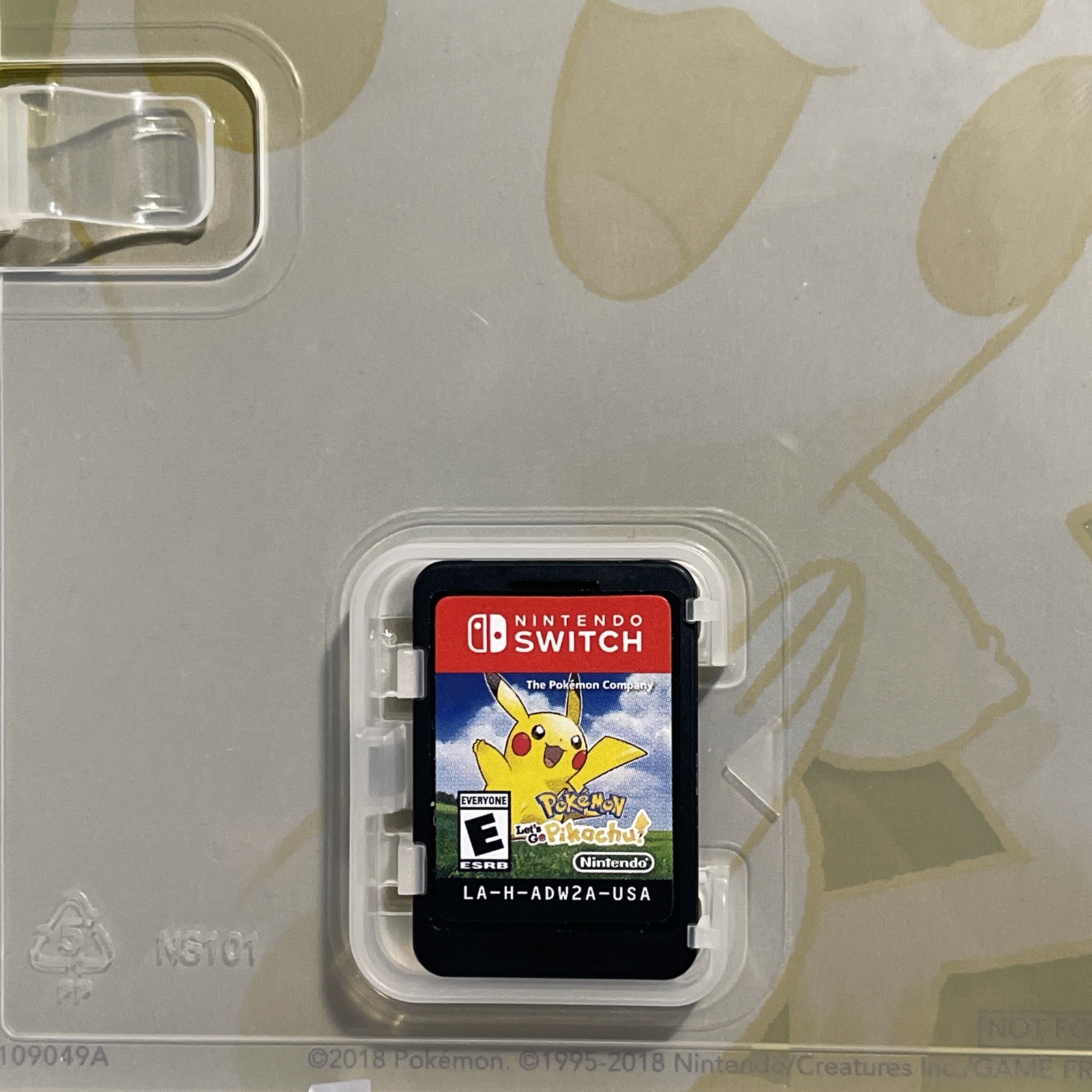 Let’s Go Pikachu (Nintendo Switch, 2018) Steelbook Edition & Pokeball Controller