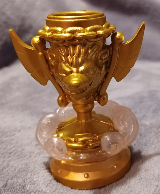 Mixed Lot of Skylanders: Giants,Trophies, Super Chargers etc. (14 in total)