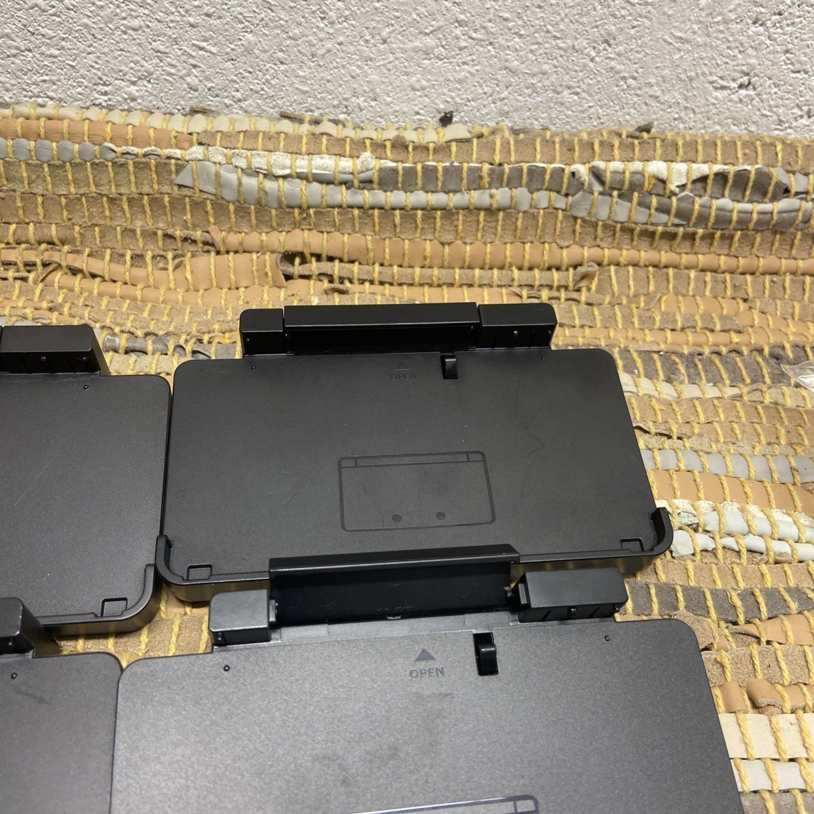 Lot Of 6 Original Nintendo 3DS Battery Charging Dock Cradle Base Black CTR-007