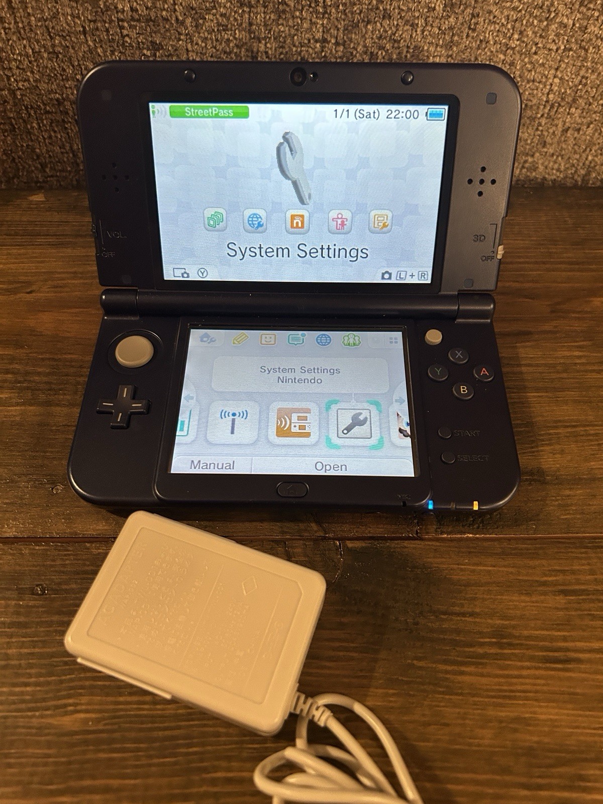 Nintendo New 3DS XL Galaxy Edition Purple Console RED-001, Charger, Loaded Games