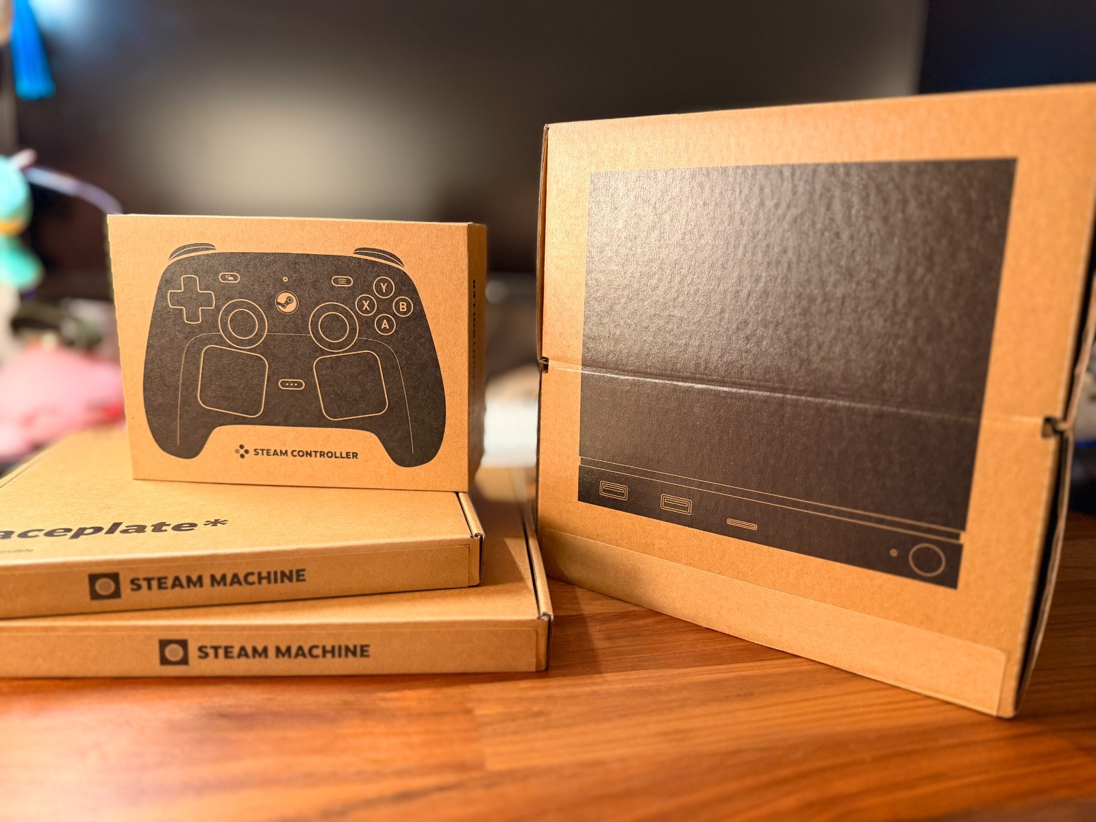 Valve Steam Machine 2TB w/ Steam Controller & 2 Faceplates + Dbrand skin