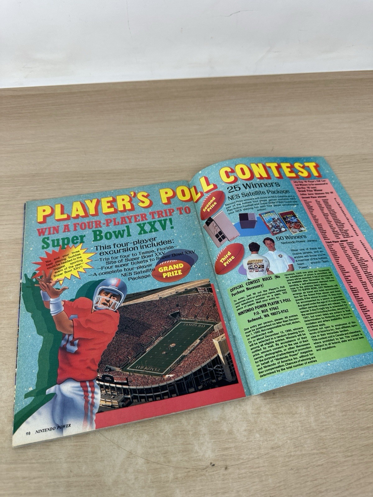 1990 Nintendo Power Magazine #18 w/ Dr. Mario Cover & Mega Man III Poster