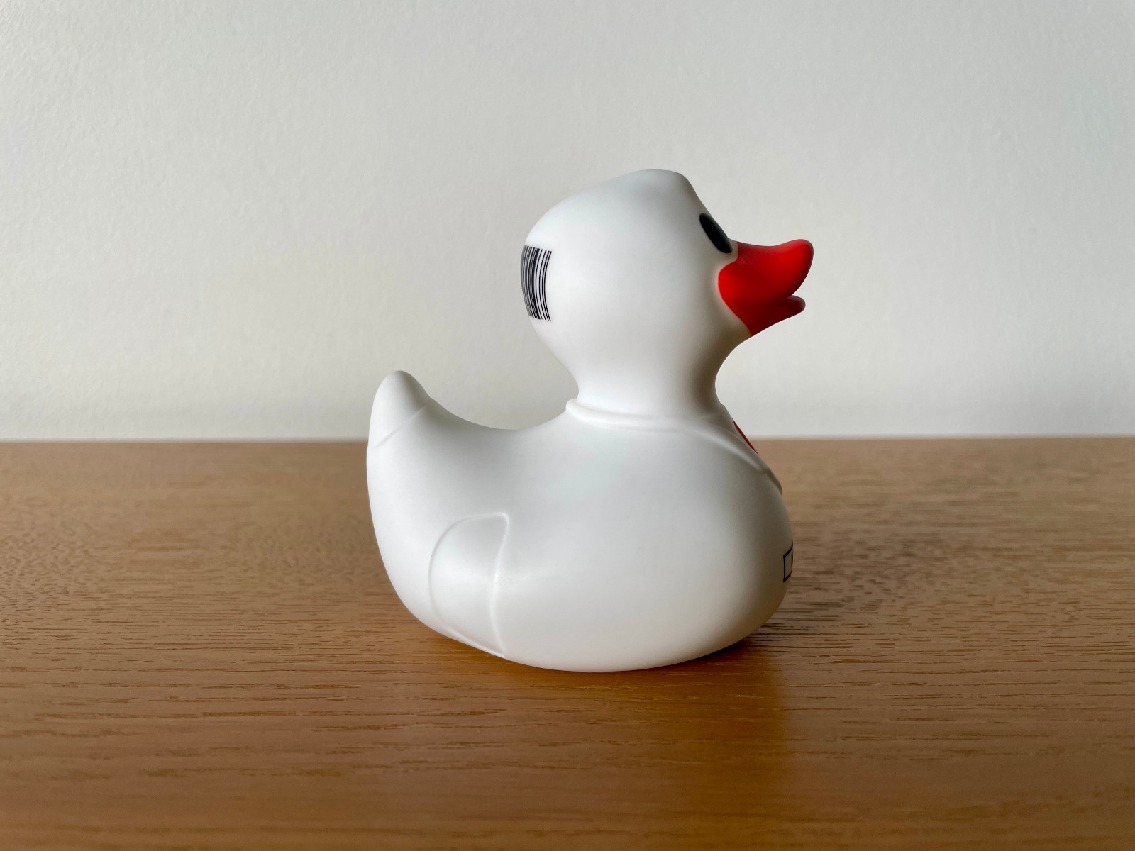 Hitman 2 Promotional White Rubber Duck 2018 PS4 Xbox One Rare Promo