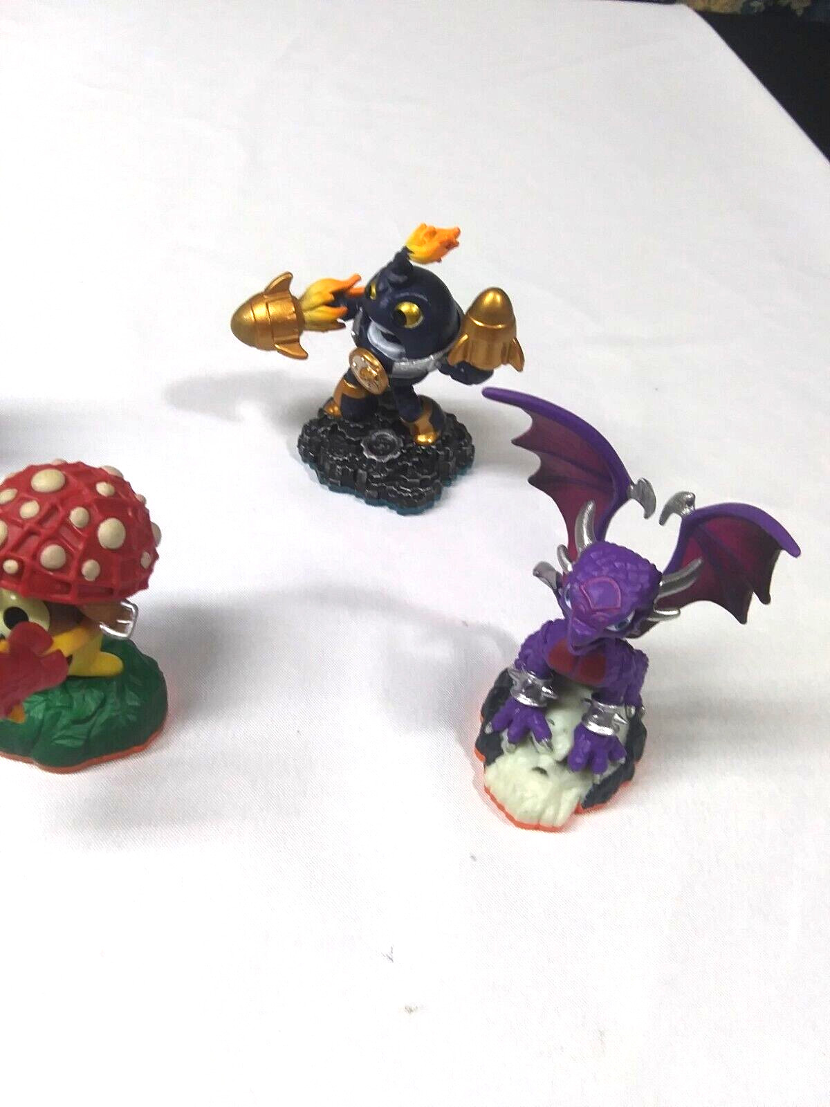 Skylanders Mixed Figure Lot W/Burn Cycle ++ Total Lot Of 10