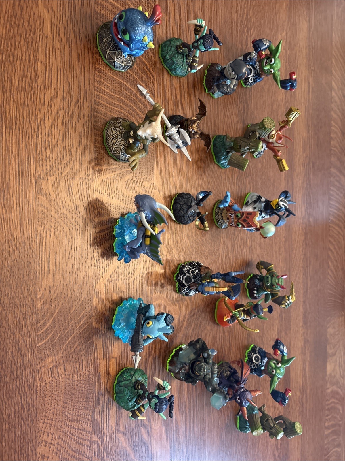 Skylanders Spyro’s Adventure Lot Green Base Figures Spyro Stealth Elf + Items