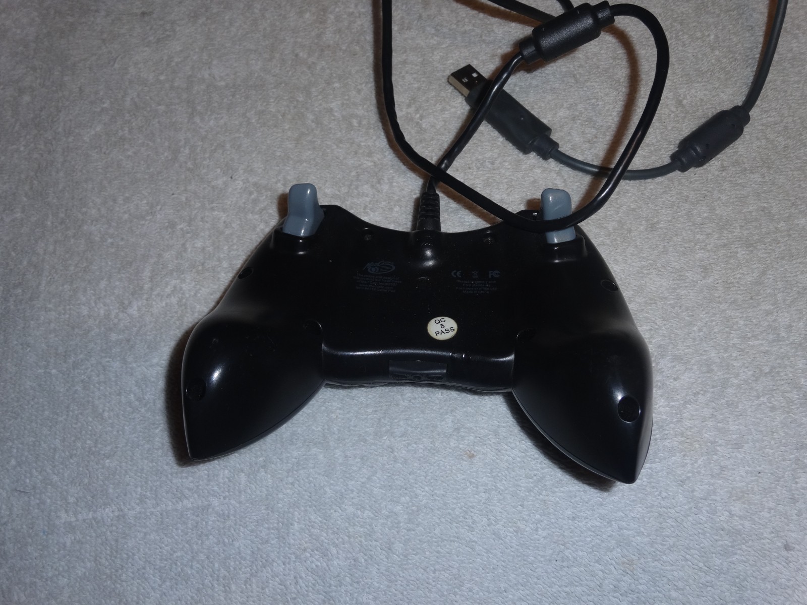 Microsoft Xbox MadCatz Wired Black And Gray Controller RARE GAME STOP LOGO! 0142