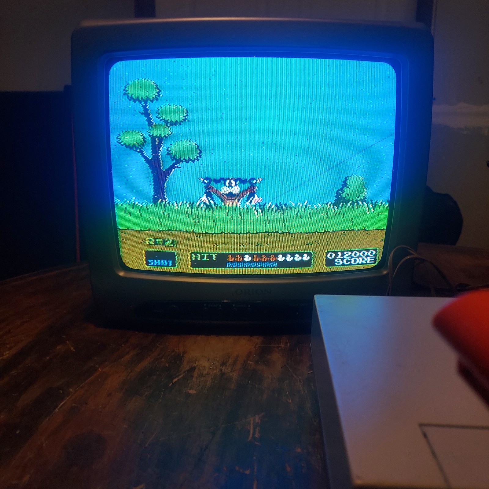 Nintendo NES Console Bundle Cleaned New 72 Pin Mario 3 Duck Hunt Rambo OEM
