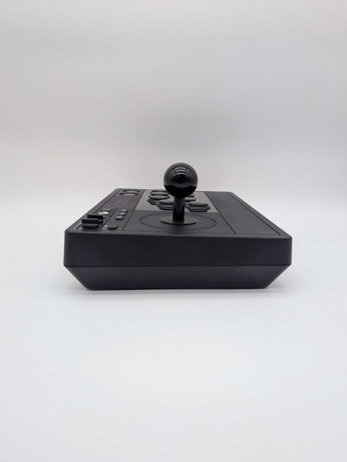 8Bitdo Arcade Stick (Black) for Xbox Series X|S and Xbox One Arcade Fight Stick